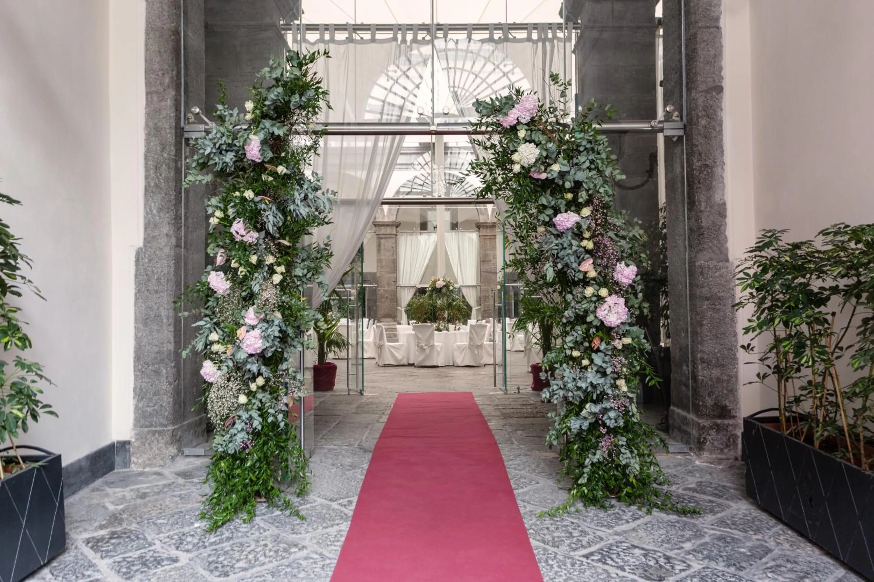 wedding in Palazzo Caracciolo Naples
