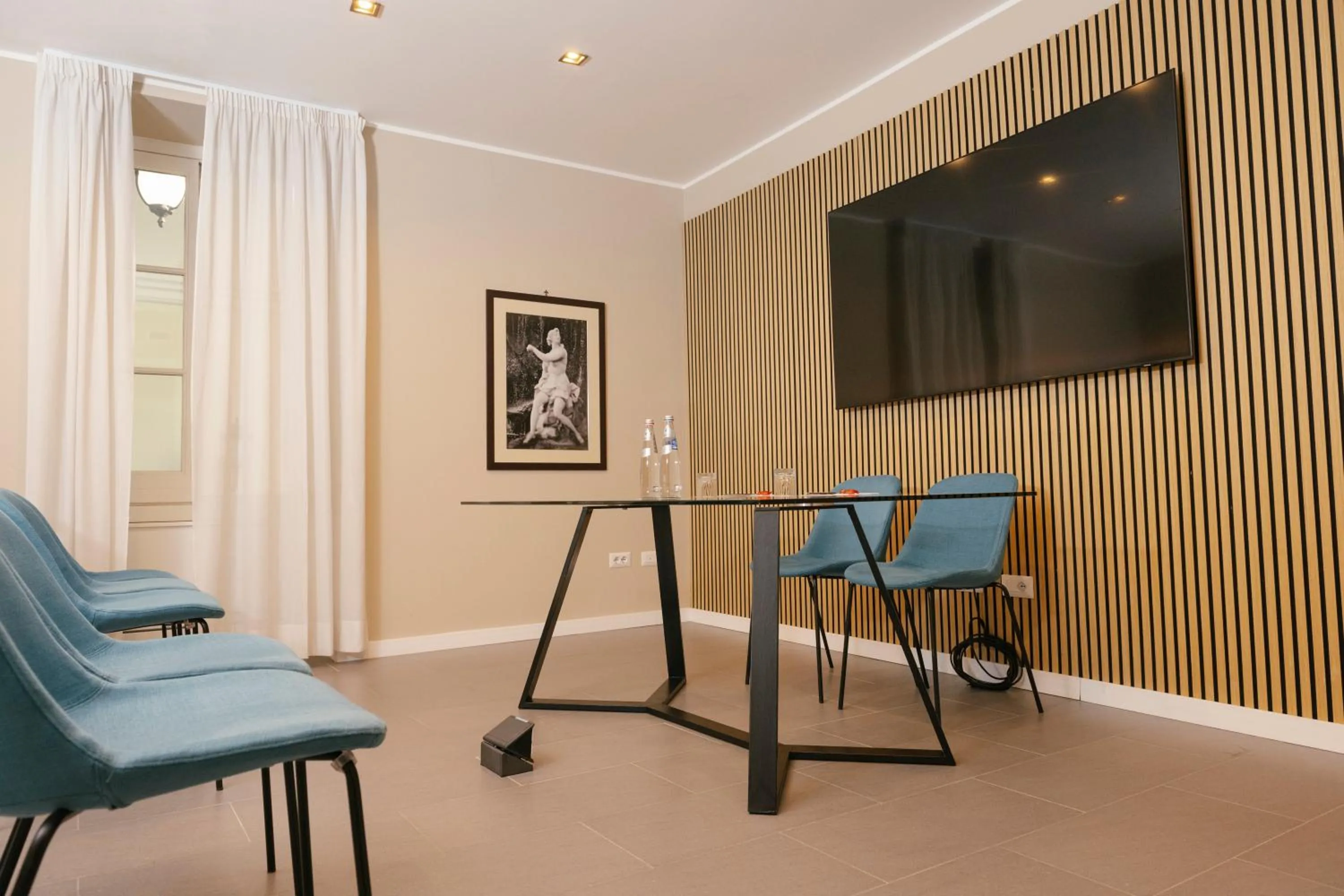 Meeting/conference room in Palazzo Caracciolo Naples