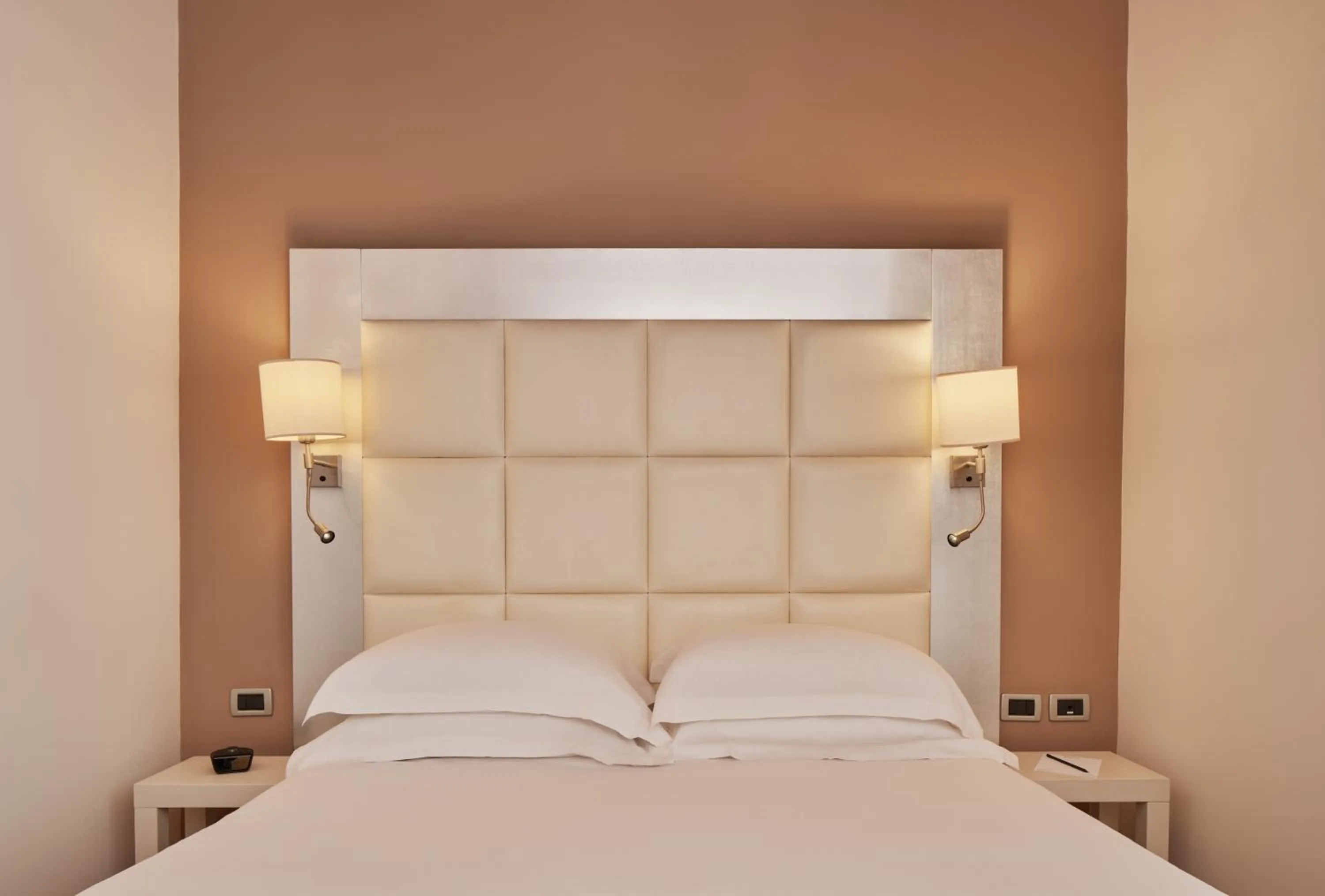 Bed in Palazzo Caracciolo Naples