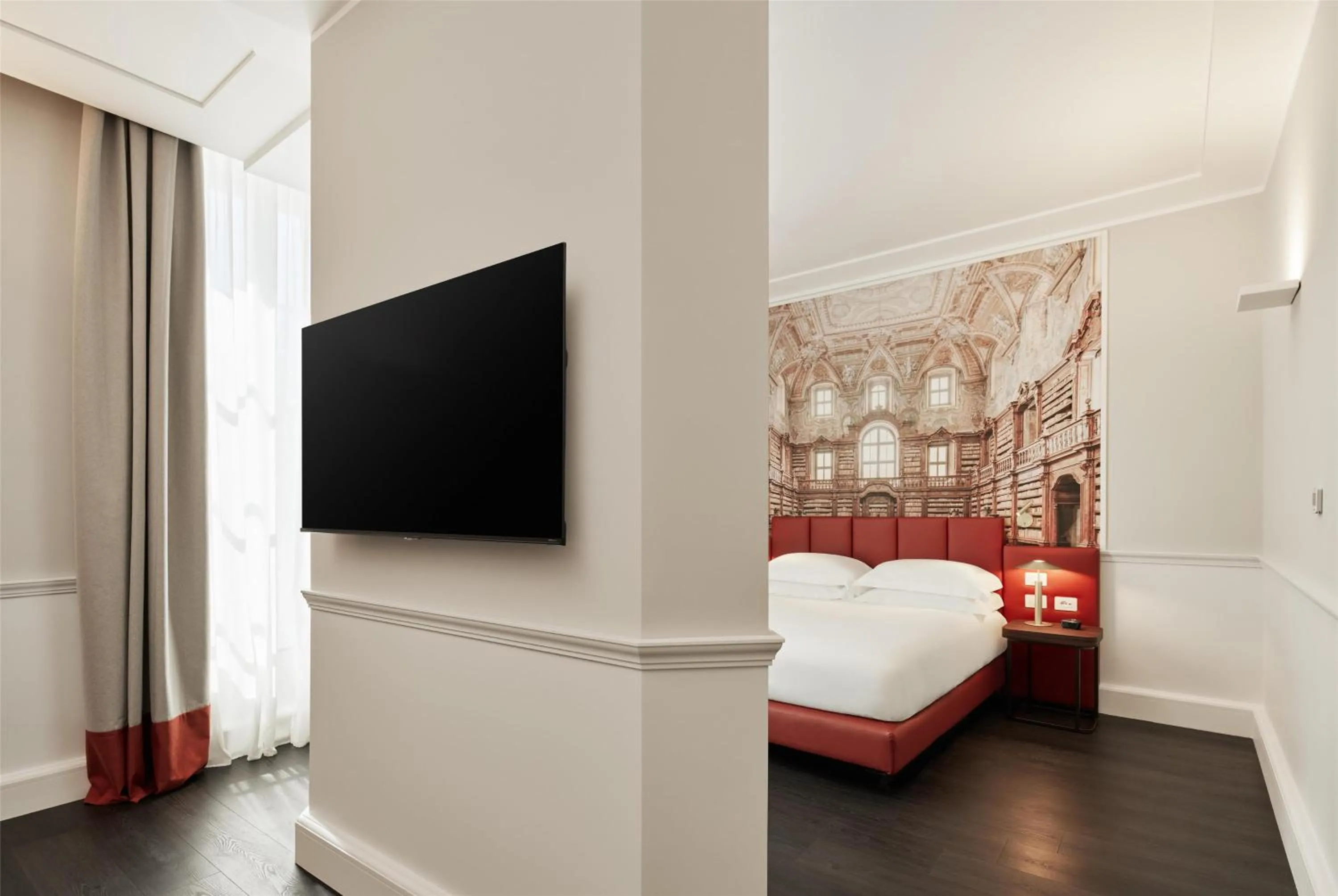 Bed in Palazzo Caracciolo Naples