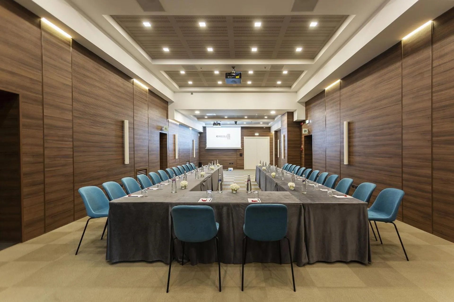 Meeting/conference room in Palazzo Caracciolo Naples