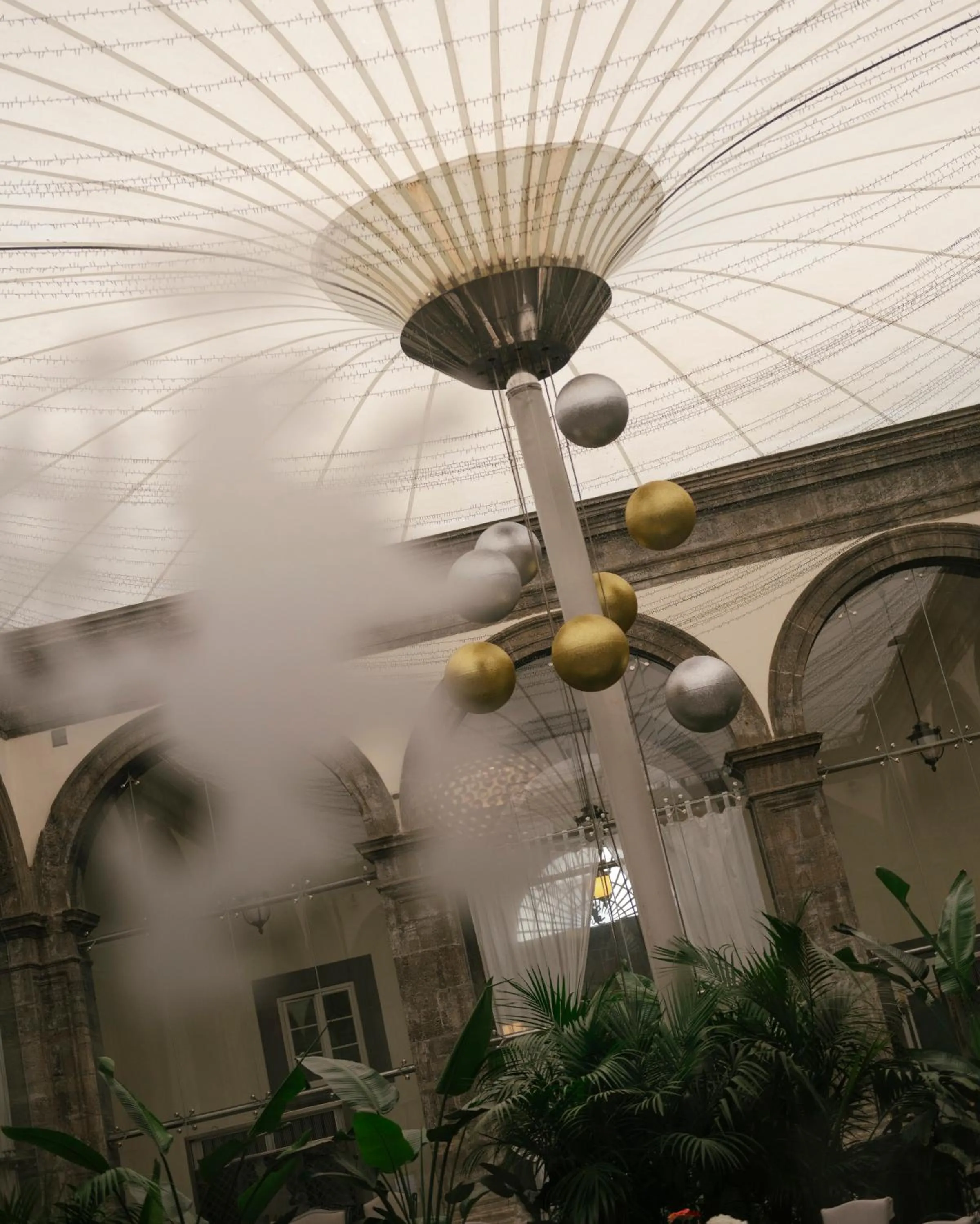 Restaurant/places to eat in Palazzo Caracciolo Naples