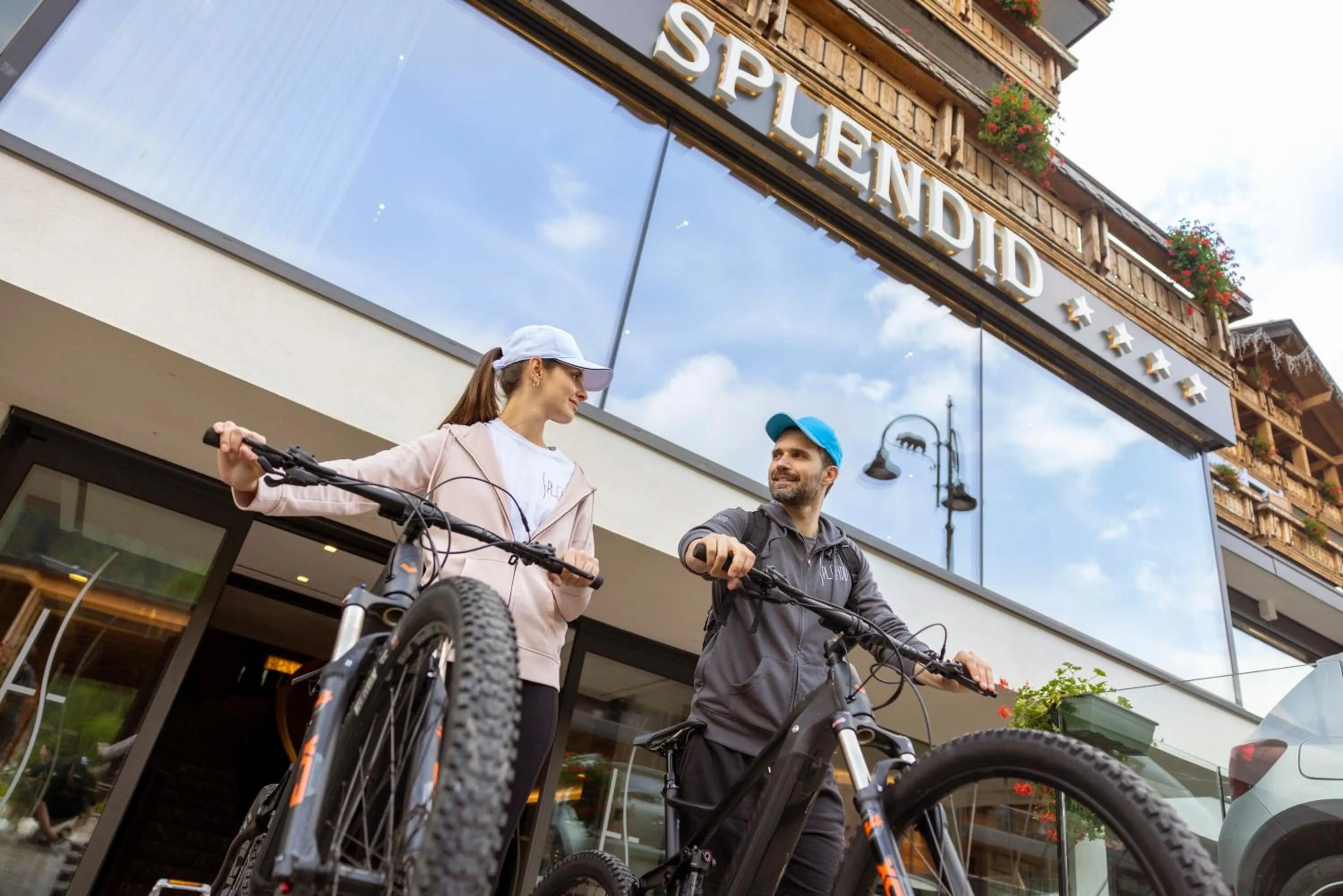 Summer in Hotel Splendid