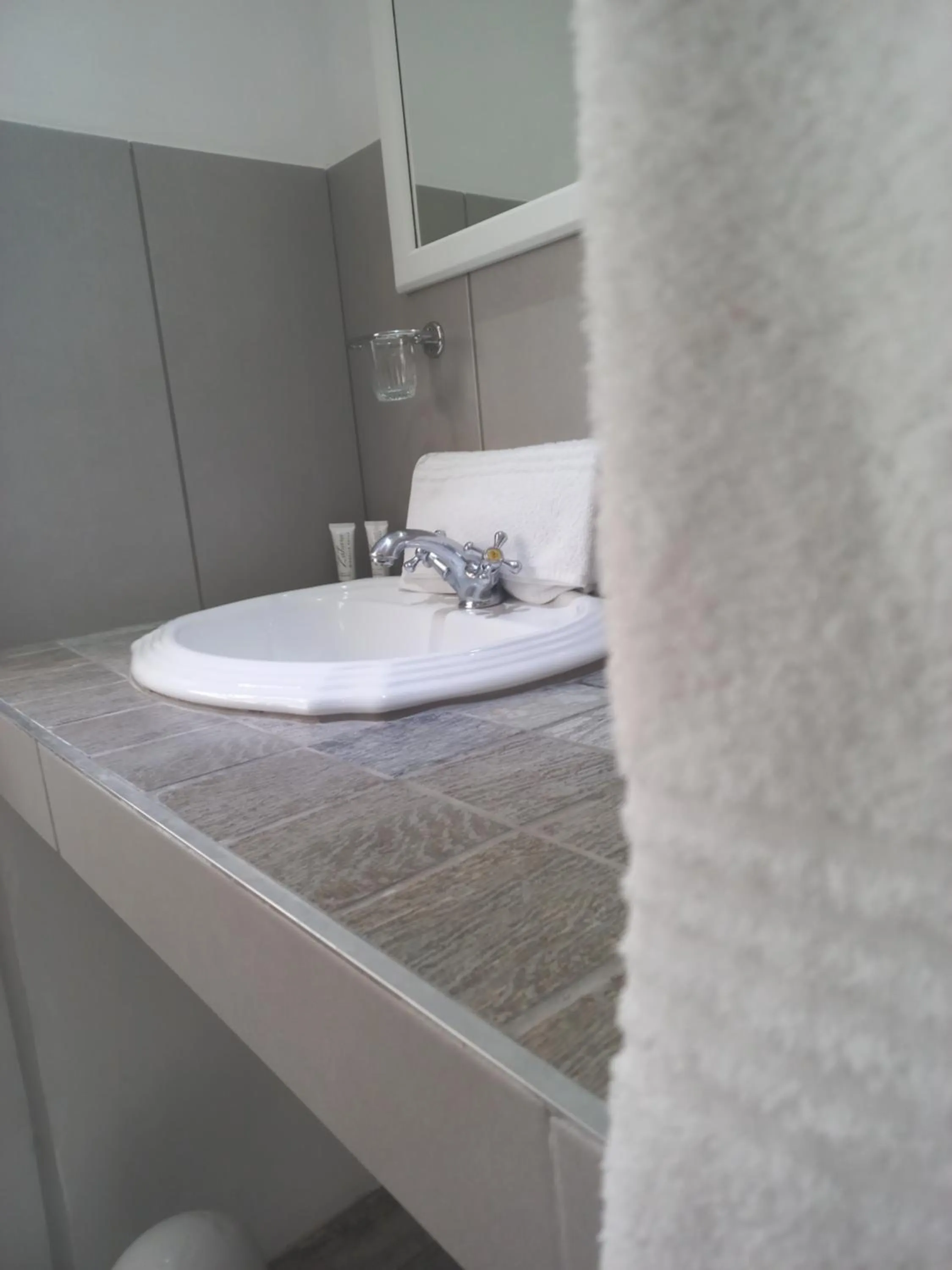 Toilet in J'Cups Guest House