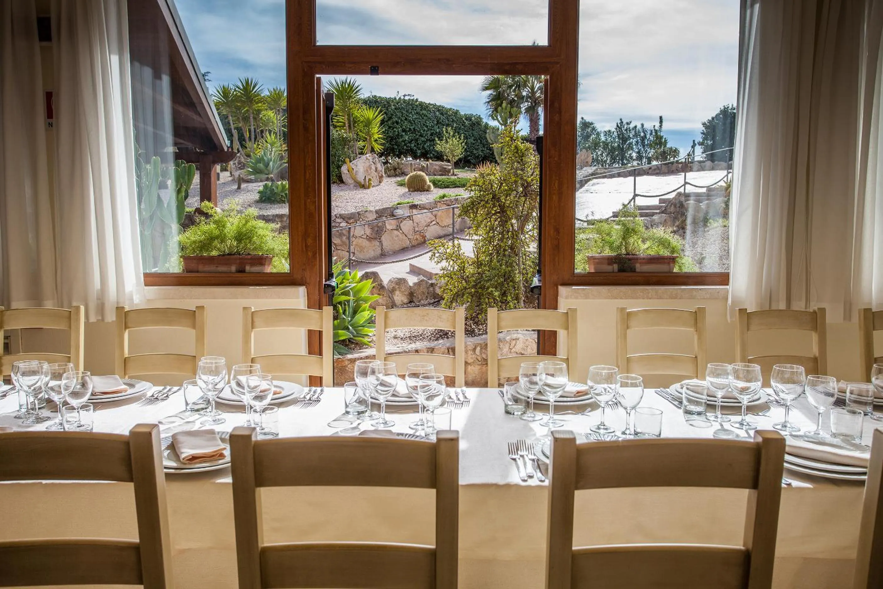 Business facilities in Hotel Raffael PHG