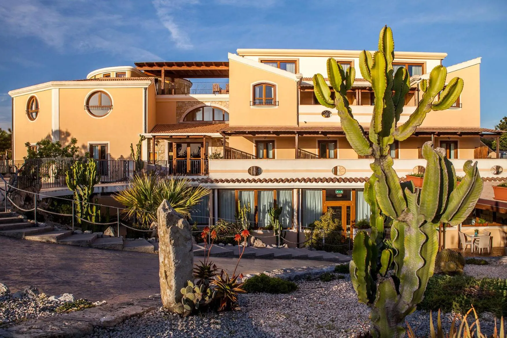 Property building in Hotel Raffael PHG