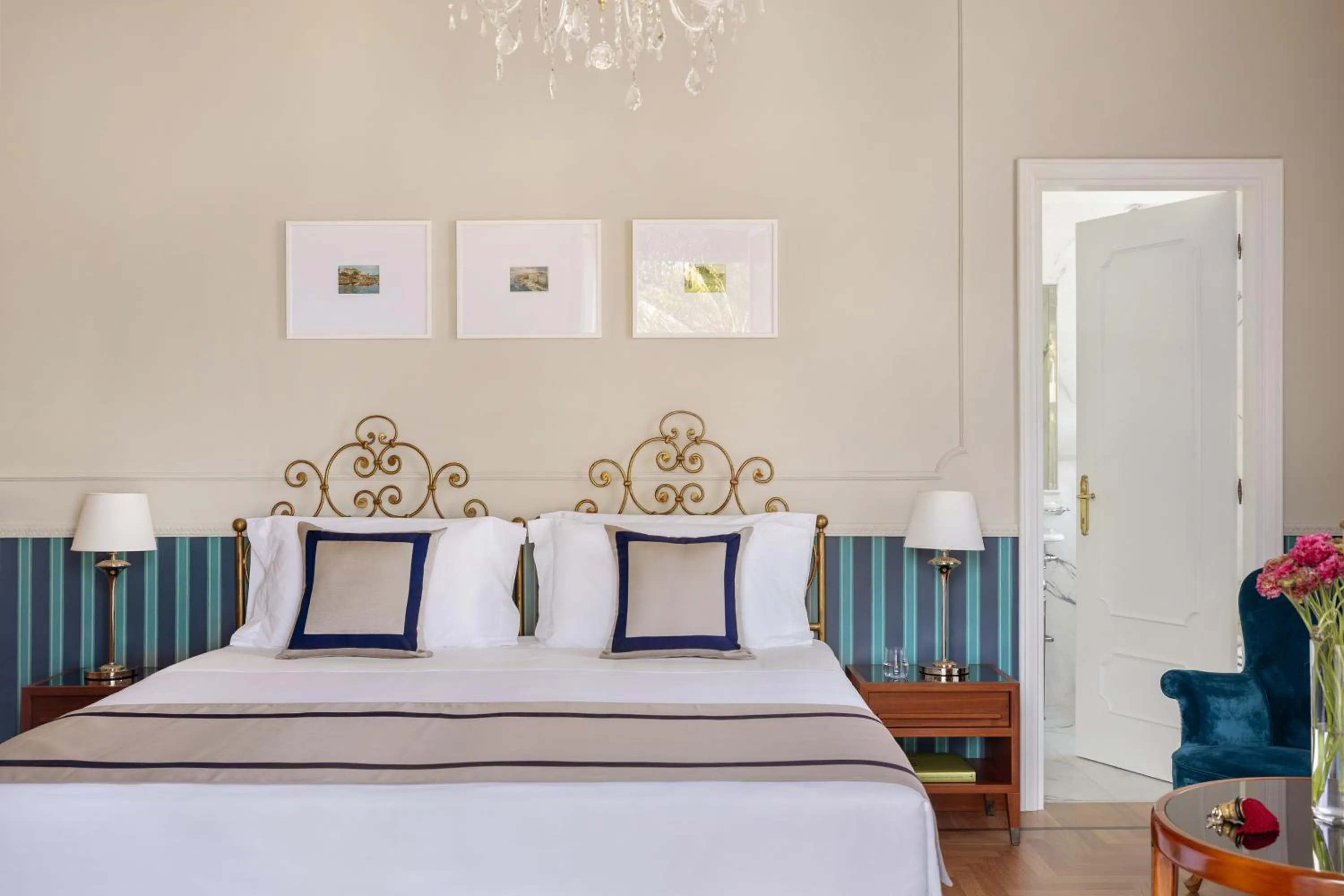 Bedroom, Bed in Grand Hotel Miramare