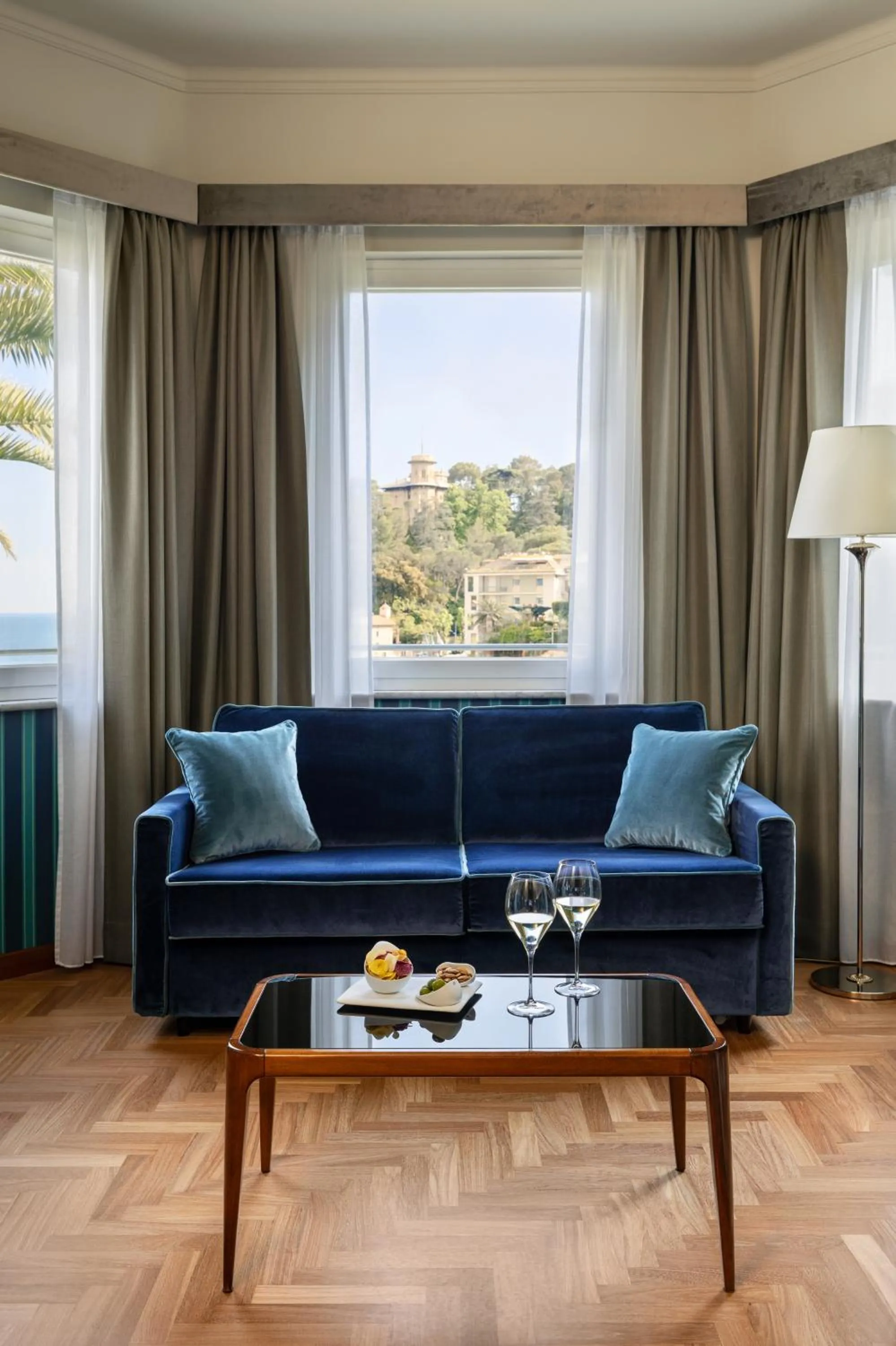 Living room in Grand Hotel Miramare