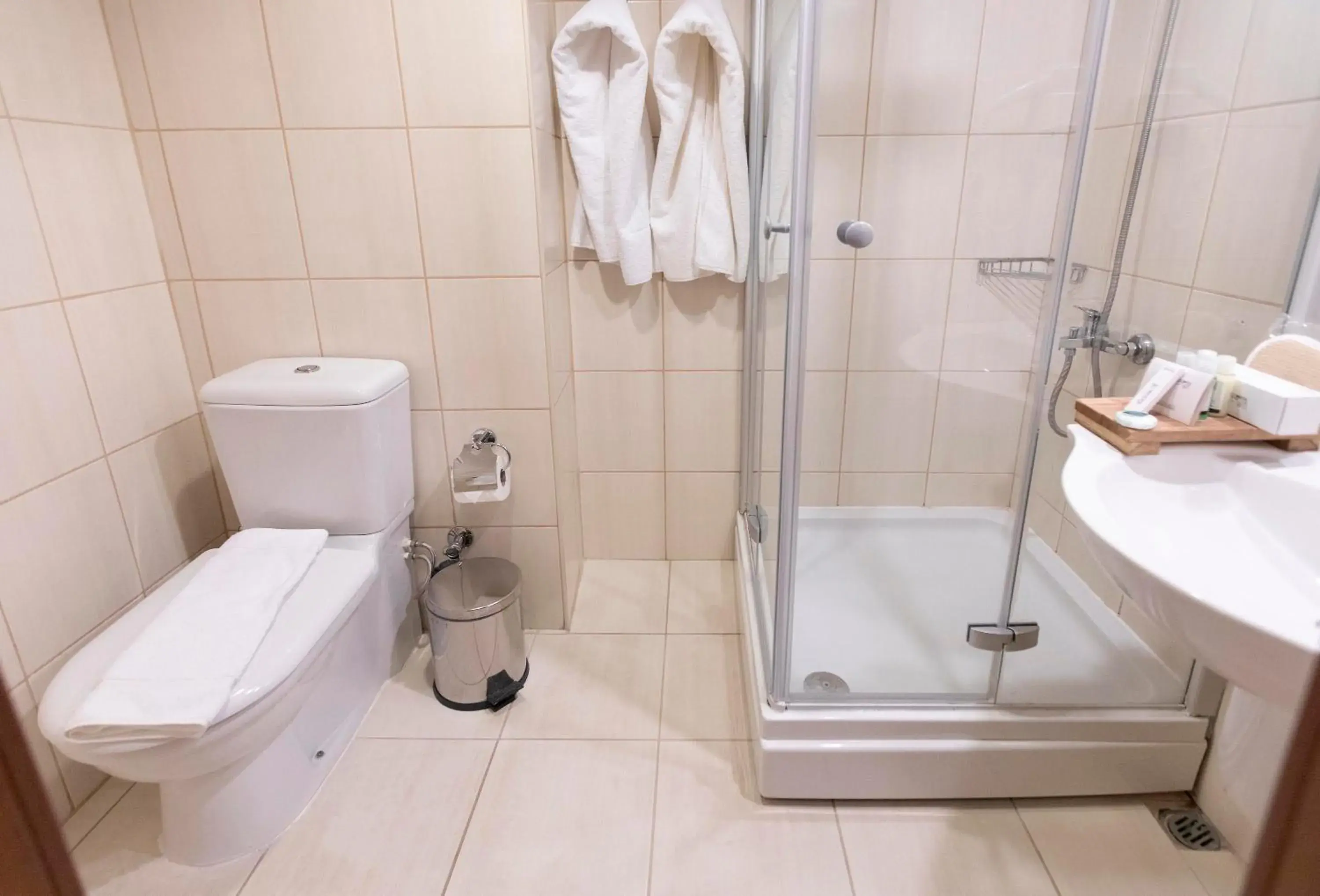 Standard Double or Twin Room with Sea View in Manastir Hotel & Suites Standard Double or Twin Room with Sea View in Manastir Hotel & Suites