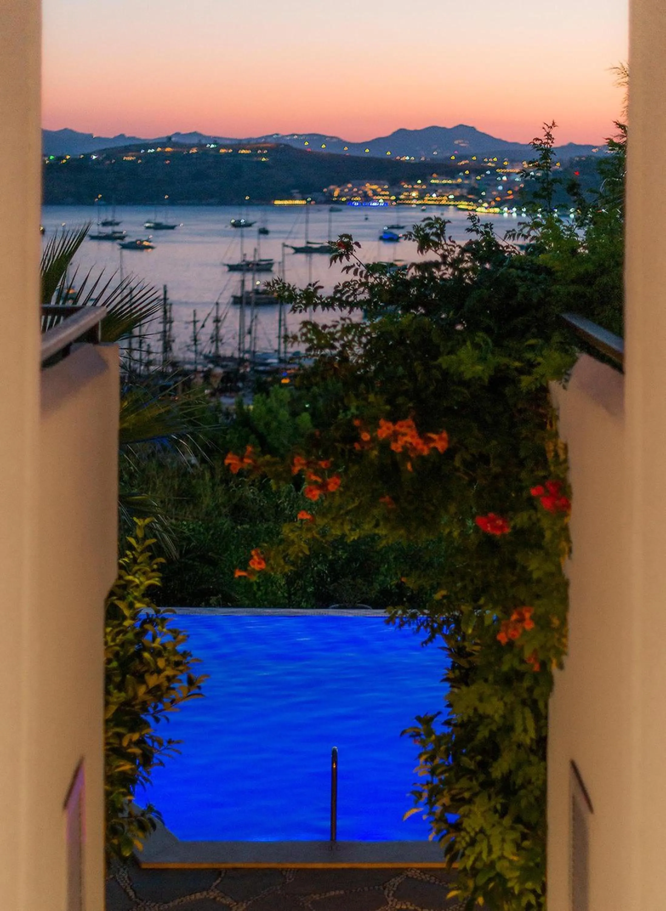 Swimming pool in Manastir Hotel & Suites