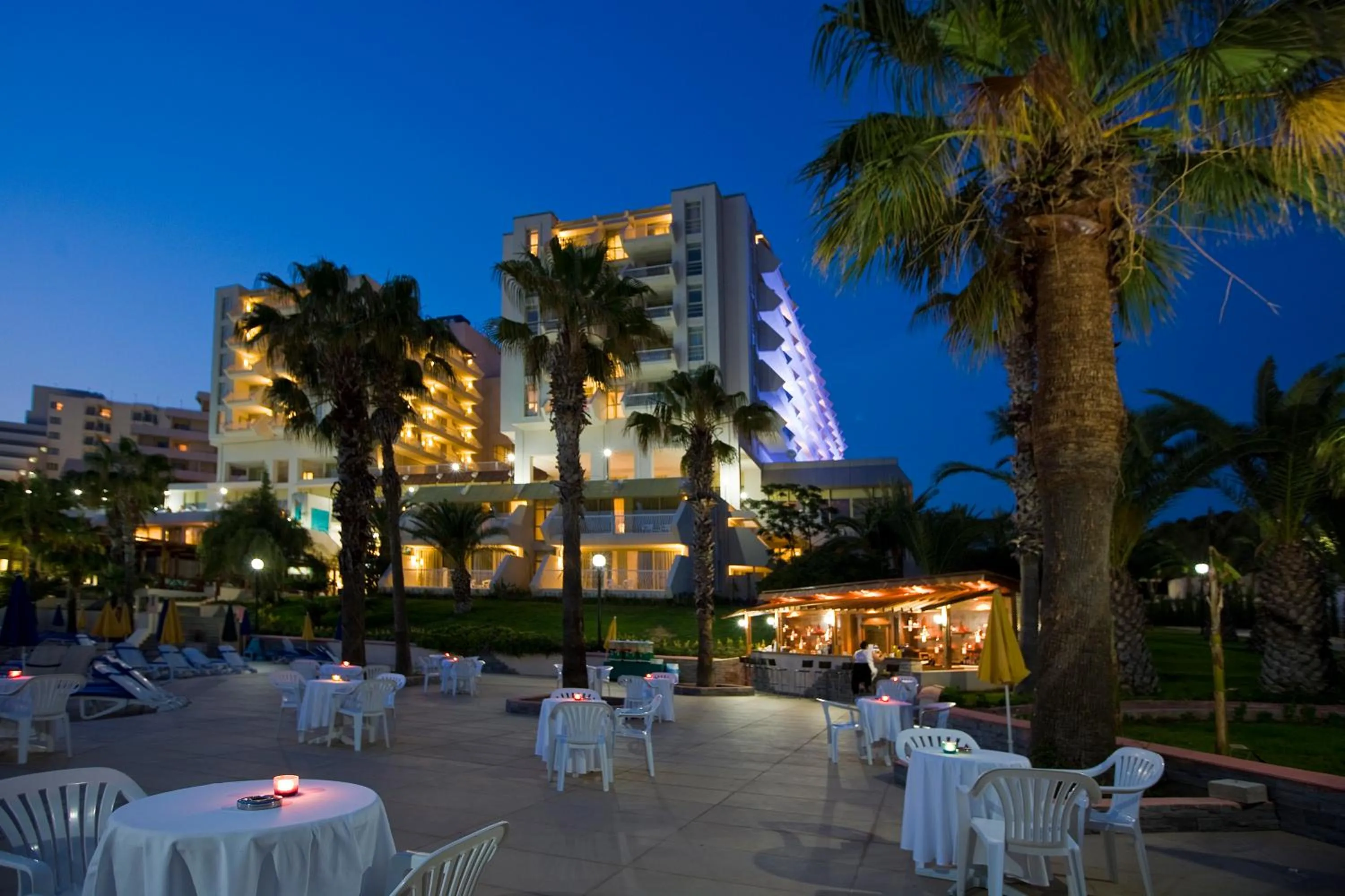 Restaurant/places to eat in Fantasia Deluxe Hotel