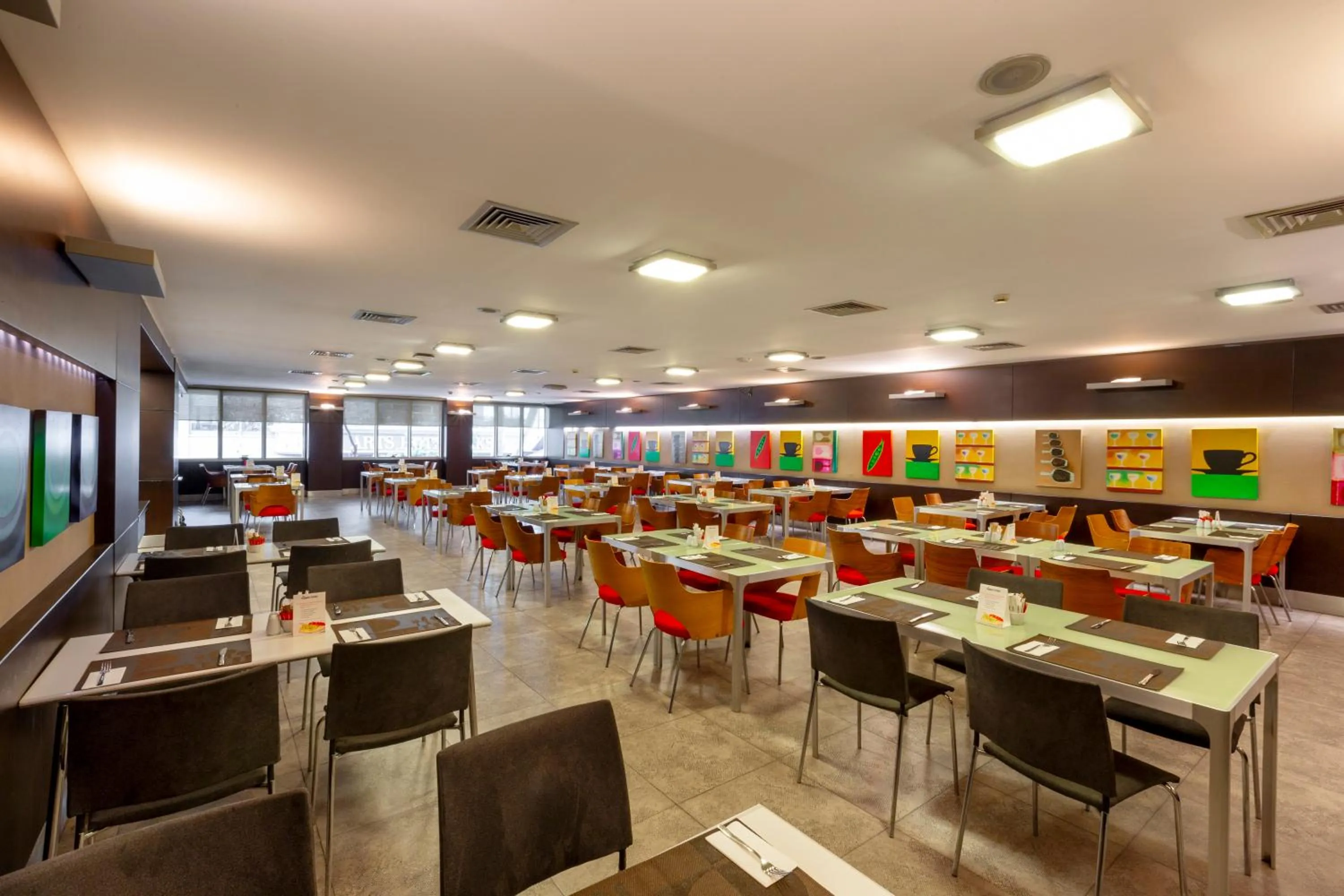 Restaurant/places to eat in Nippon Hotel