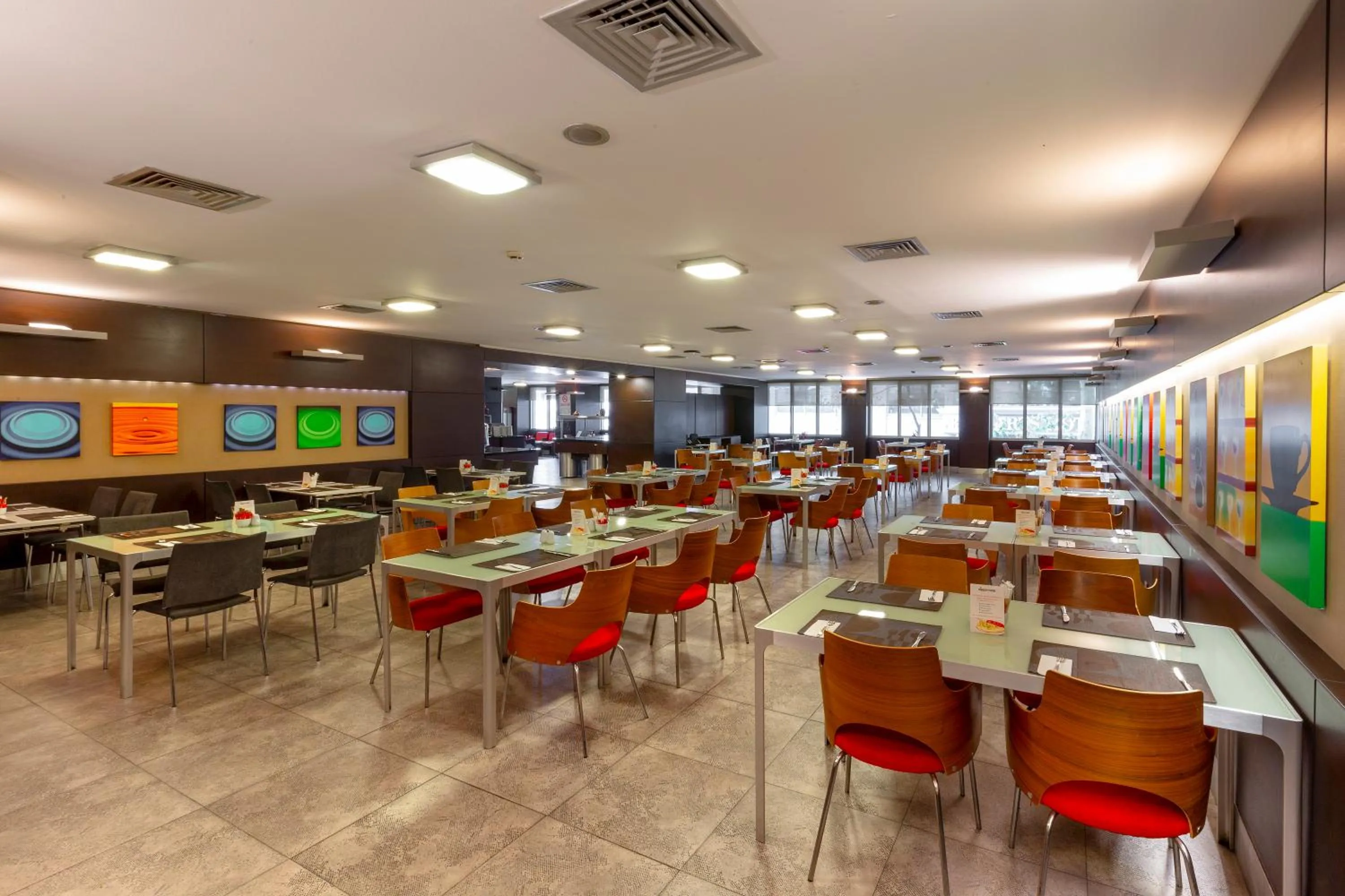 Restaurant/places to eat in Nippon Hotel