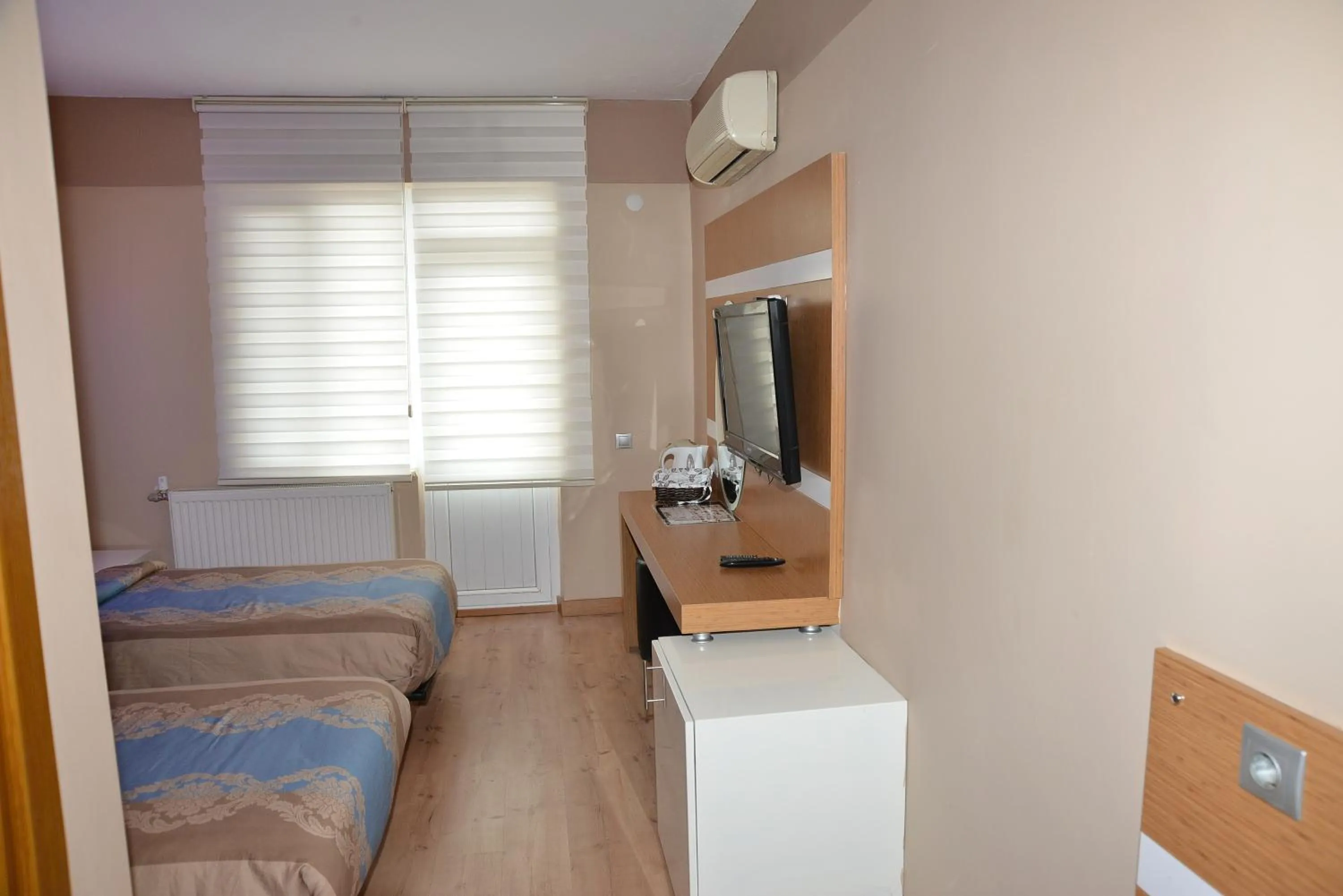 Bedroom, Bed in Ozbay Hotel