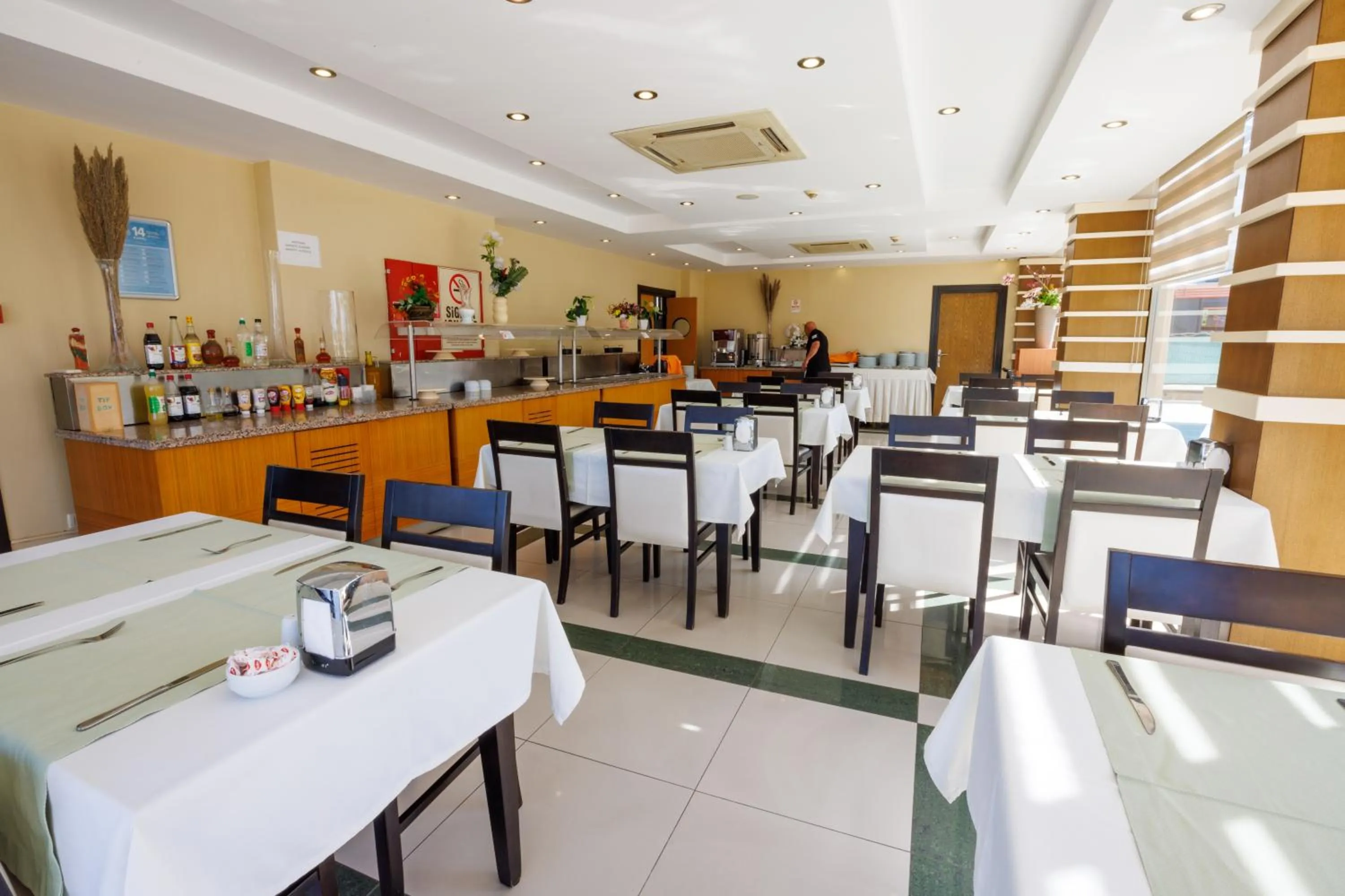 Restaurant/places to eat in selin otel spa belek