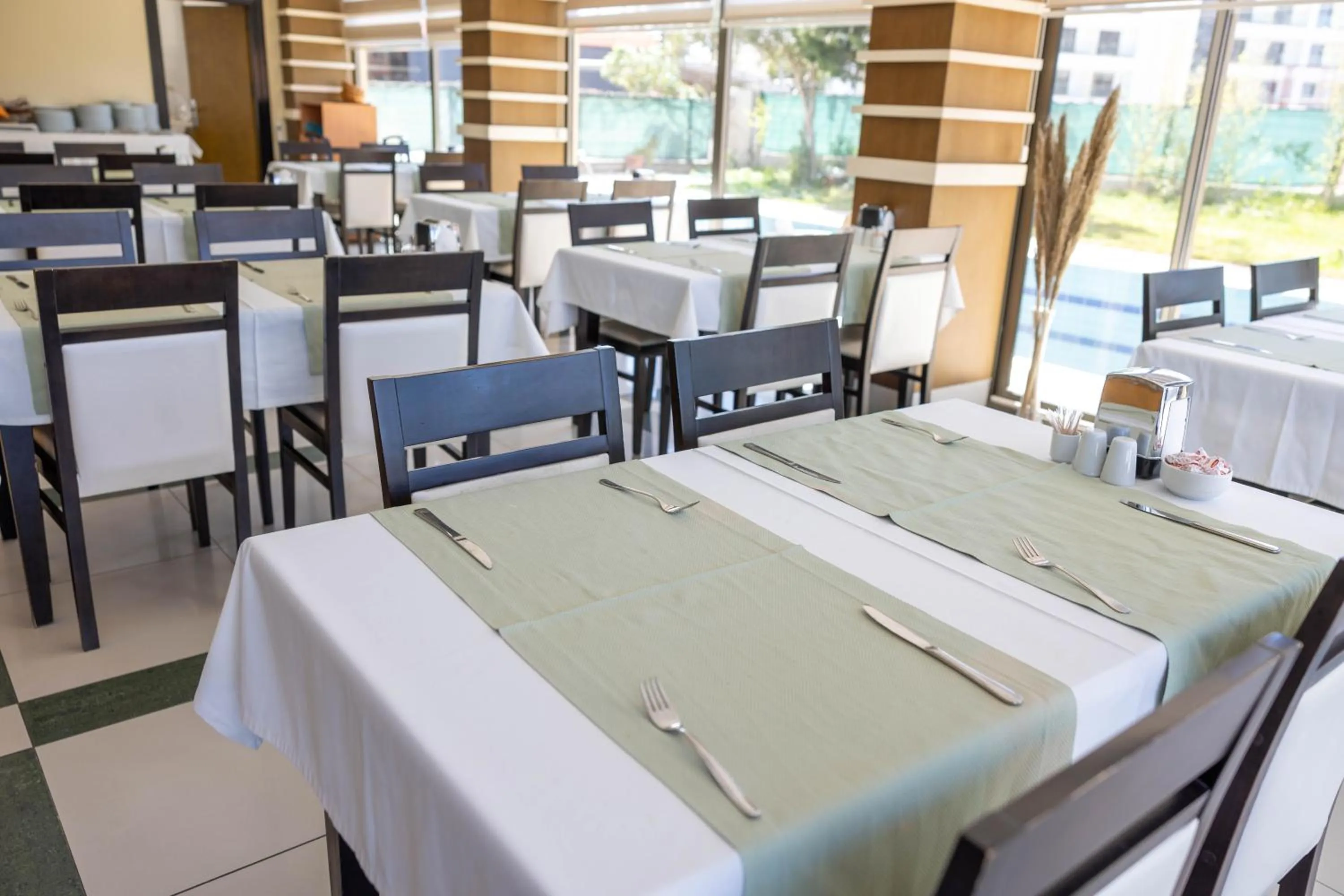 Restaurant/places to eat in selin otel spa belek