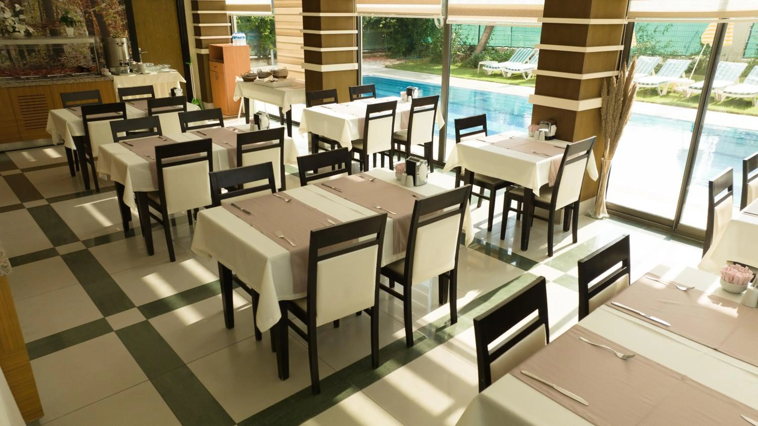 Restaurant/places to eat in selin otel spa belek