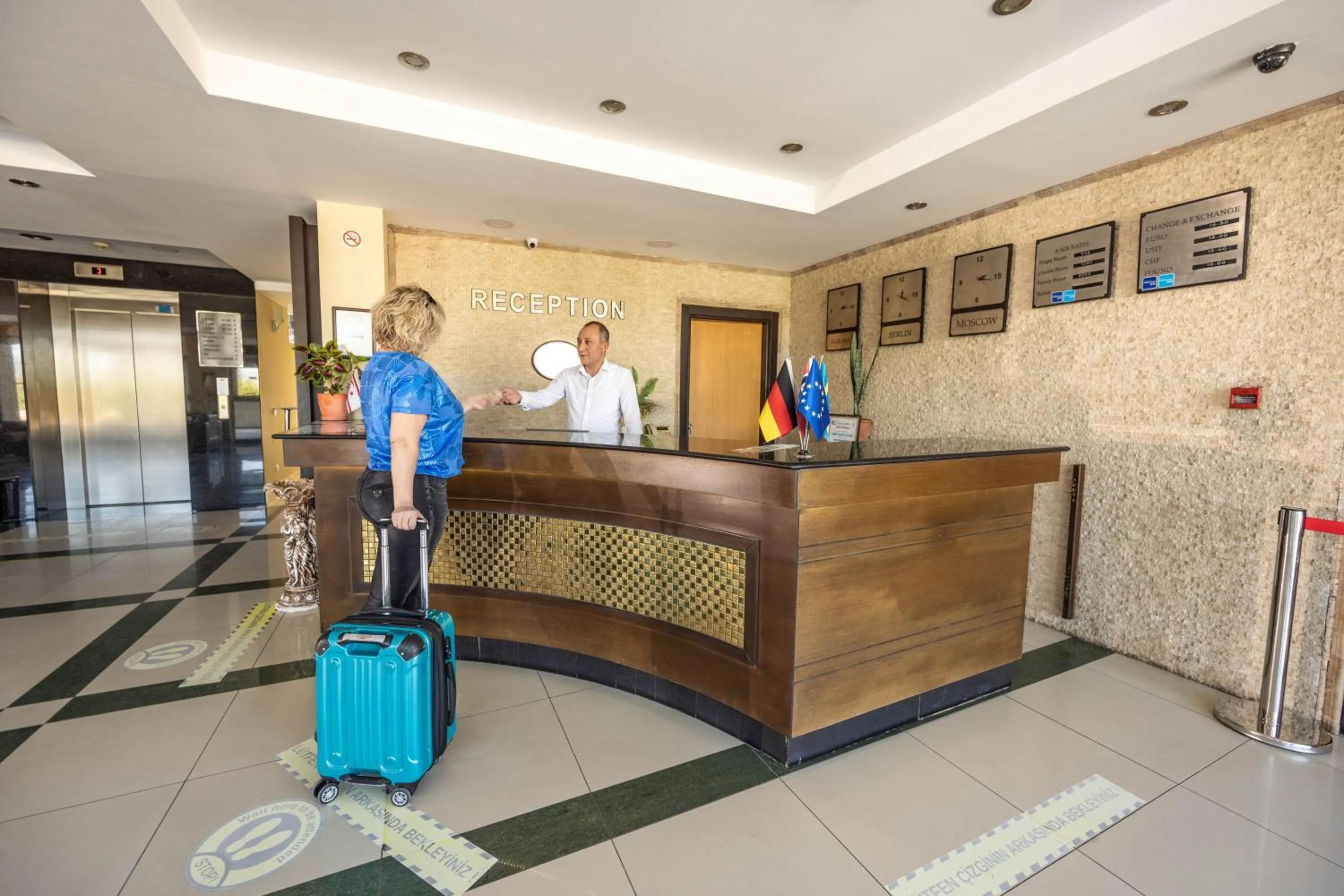 Lobby or reception in selin otel spa belek