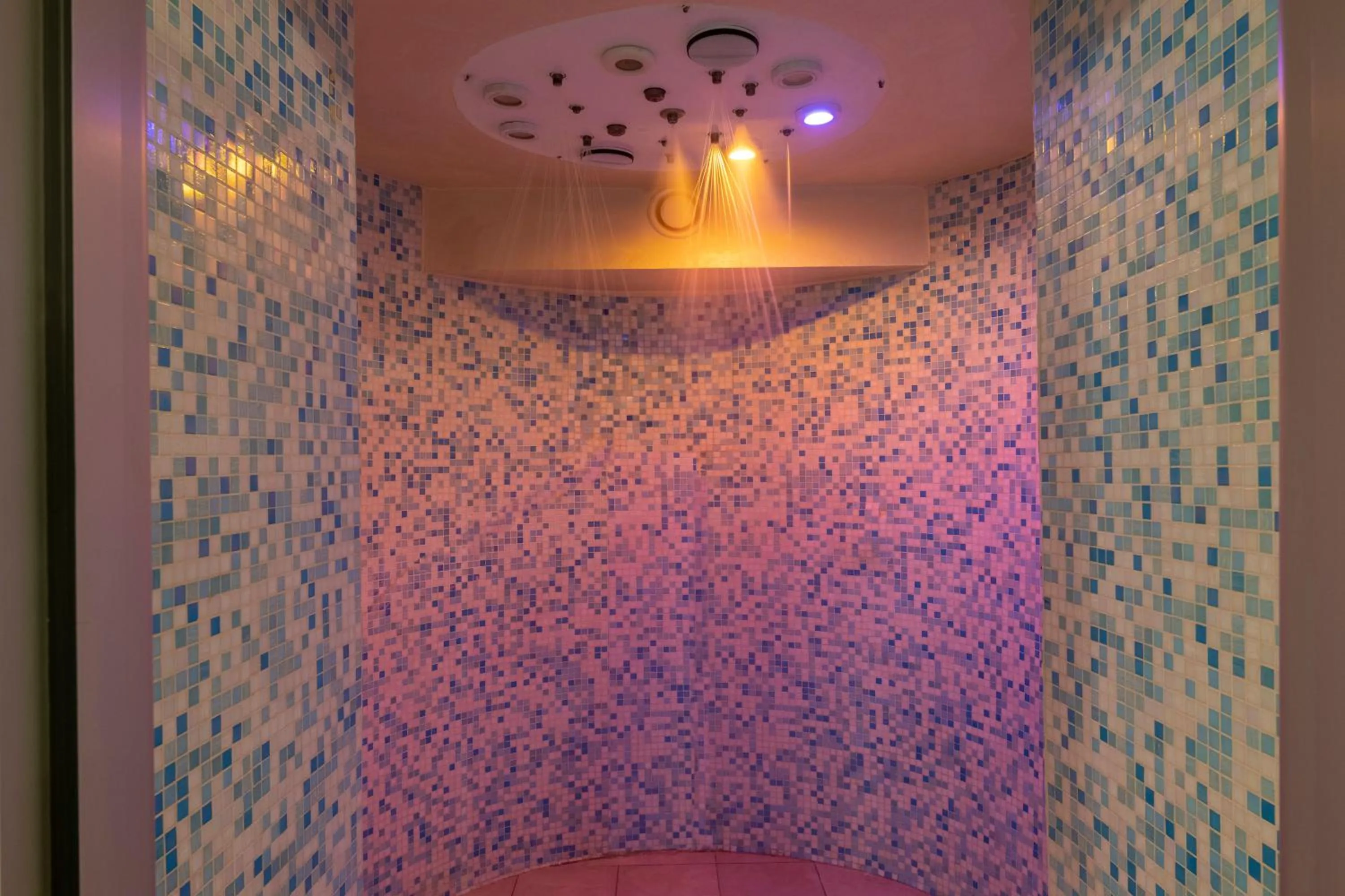 Bathroom in Wyndham Istanbul Old City