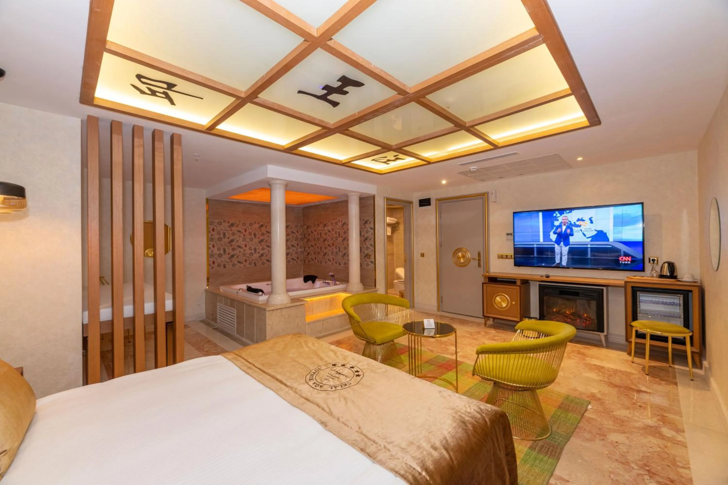 Living room, Bed in Wyndham Istanbul Old City