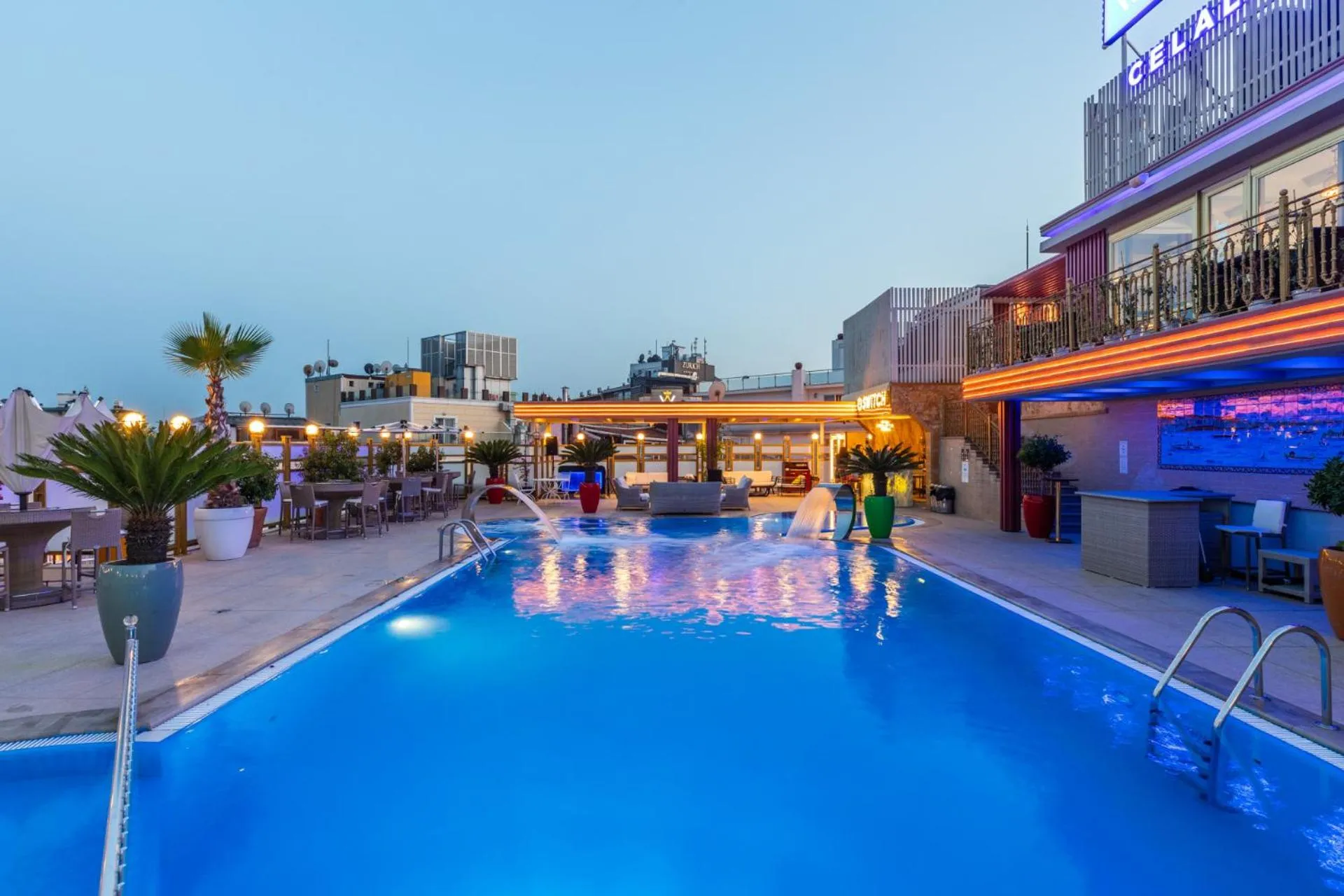 Property building in Wyndham Istanbul Old City