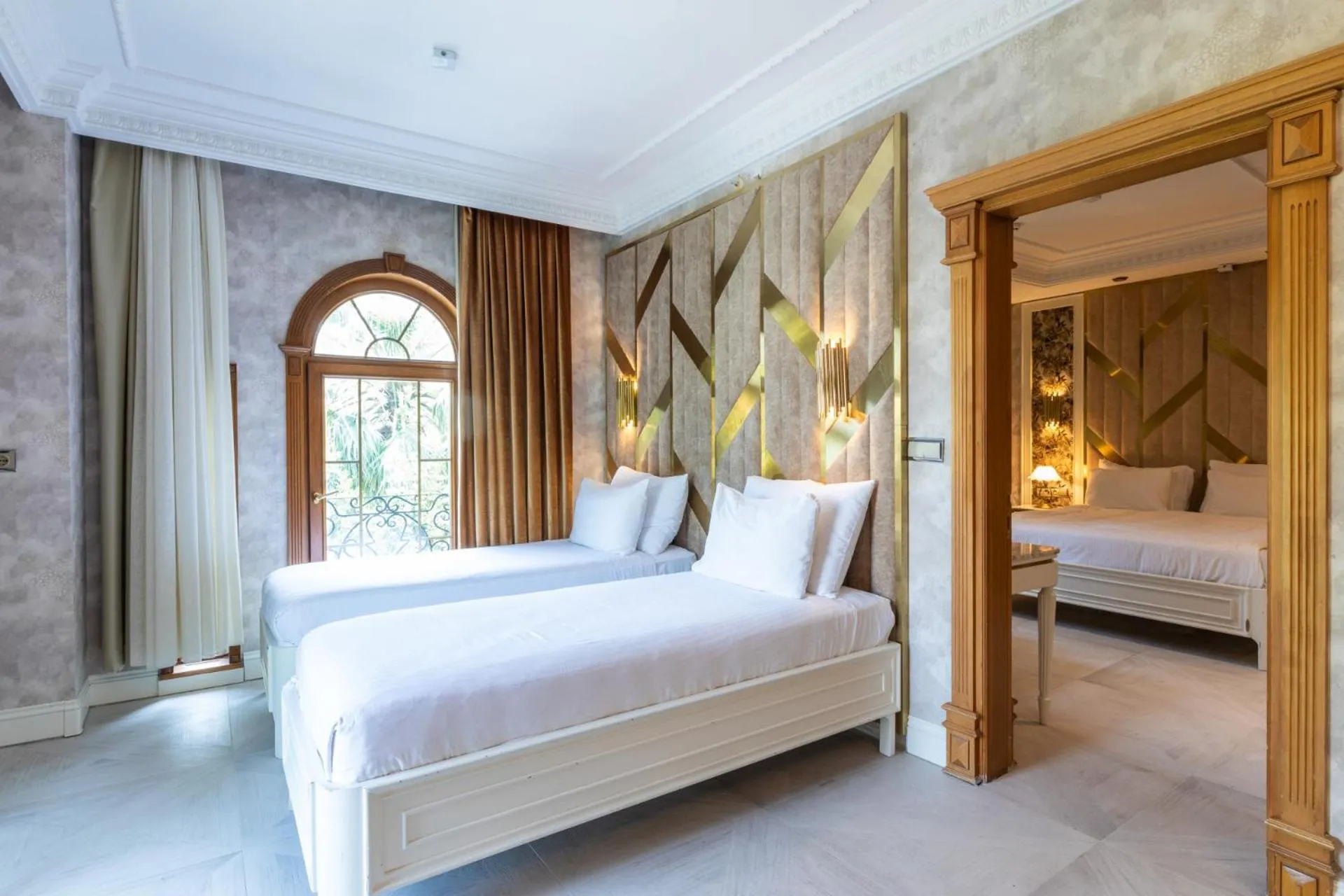 Bed in Wyndham Istanbul Old City