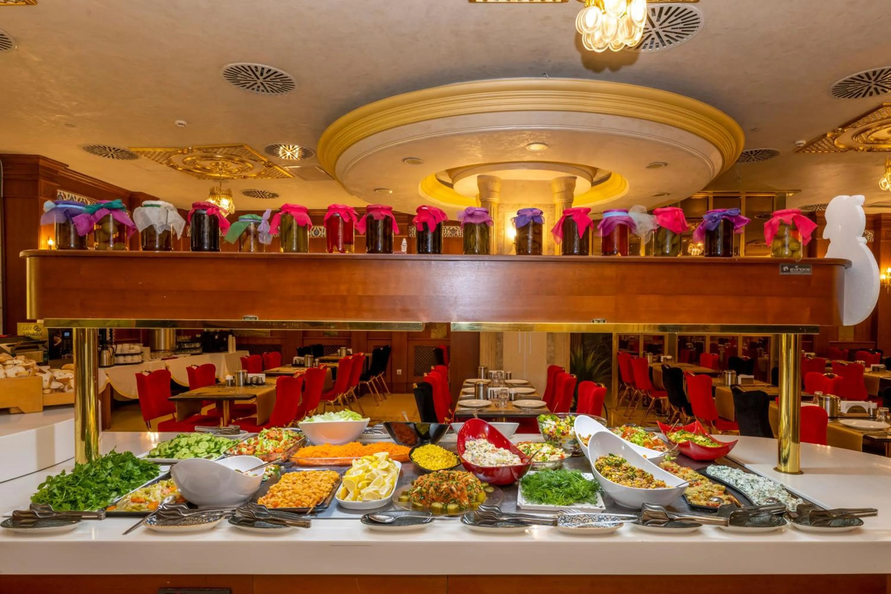 Food and drinks in Wyndham Istanbul Old City