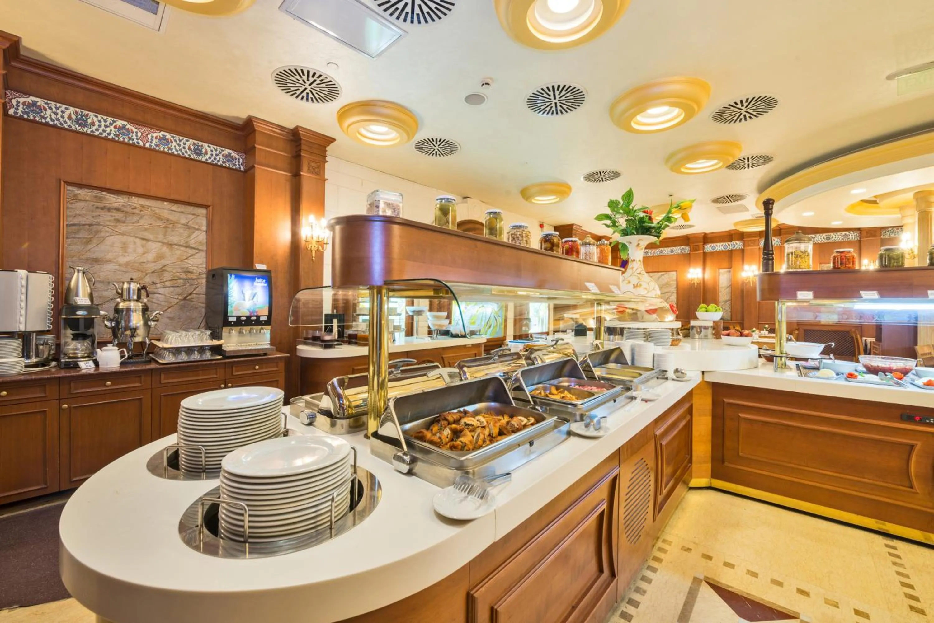 Breakfast in Wyndham Istanbul Old City