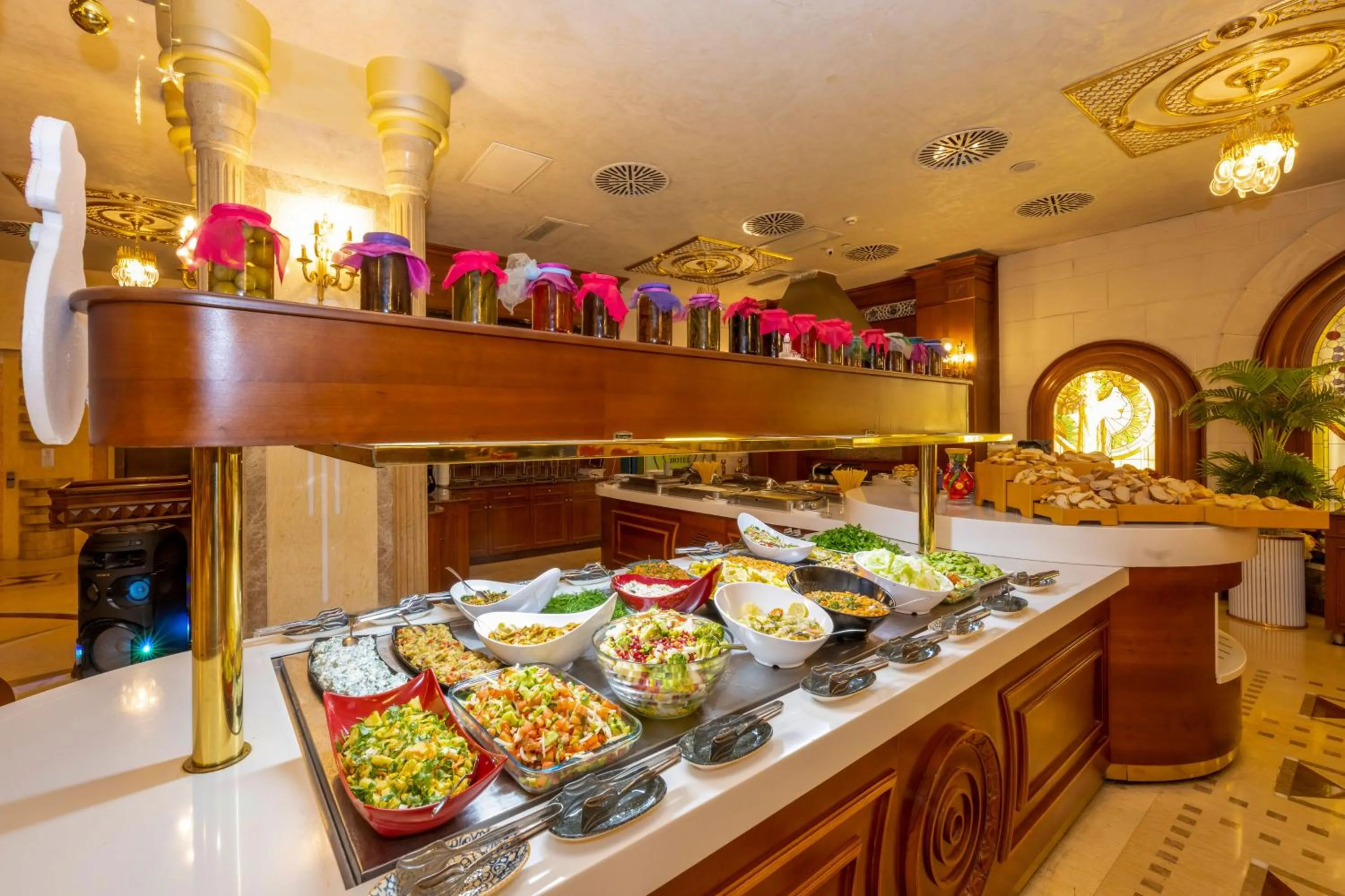 Restaurant/places to eat in Wyndham Istanbul Old City