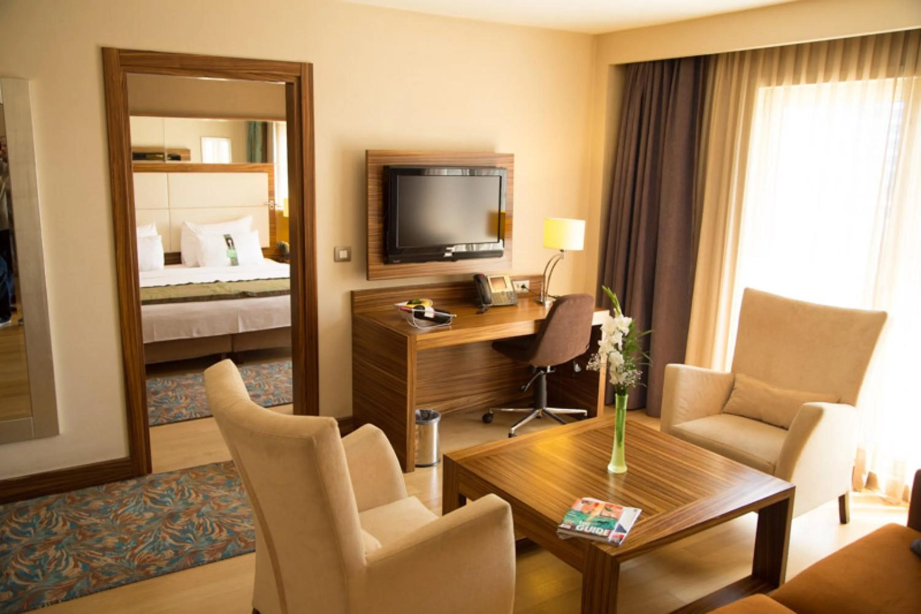 Photo of the whole room, Bed in Holiday Inn Sisli by IHG