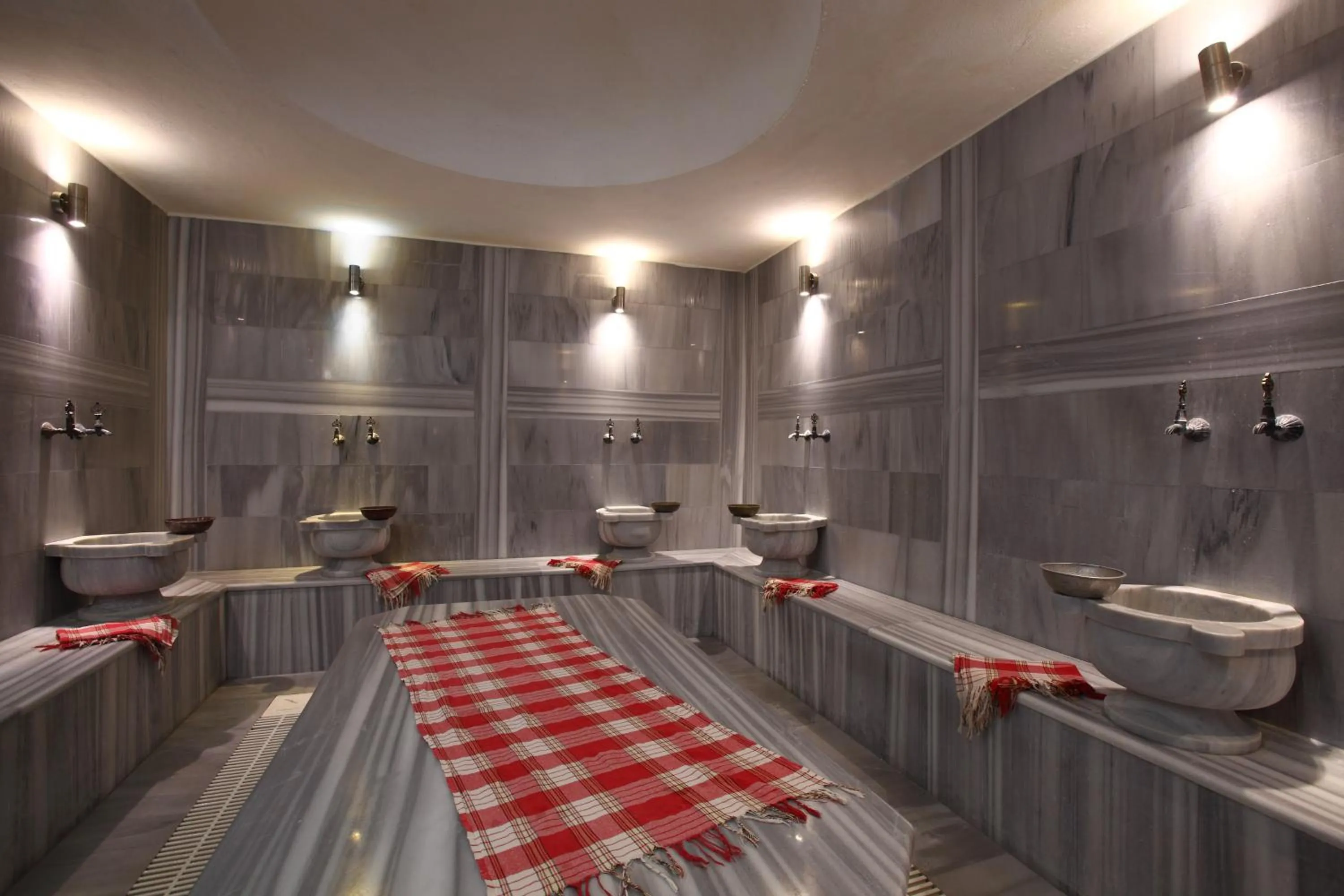 Spa and wellness centre/facilities in Summer Garden Suites Beach Hotel