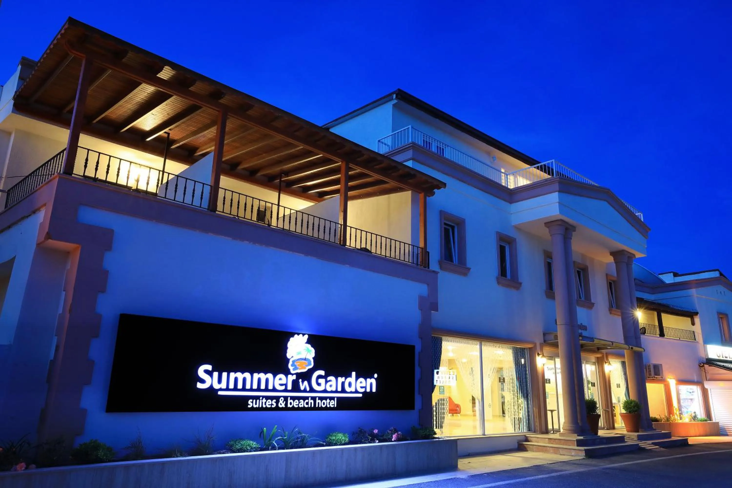 Property building in Summer Garden Suites Beach Hotel