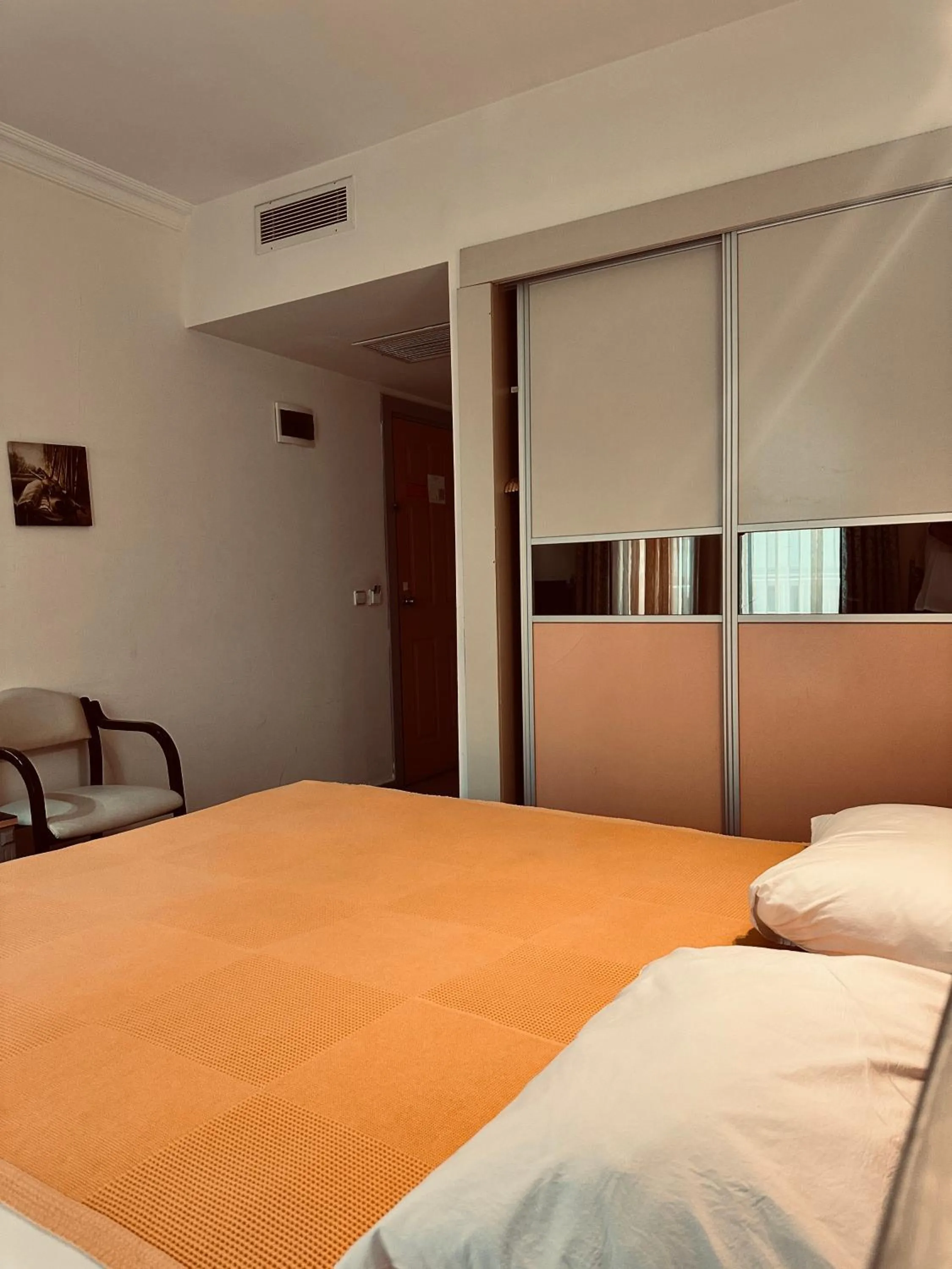 Photo of the whole room, Bed in Ata Park Hotel