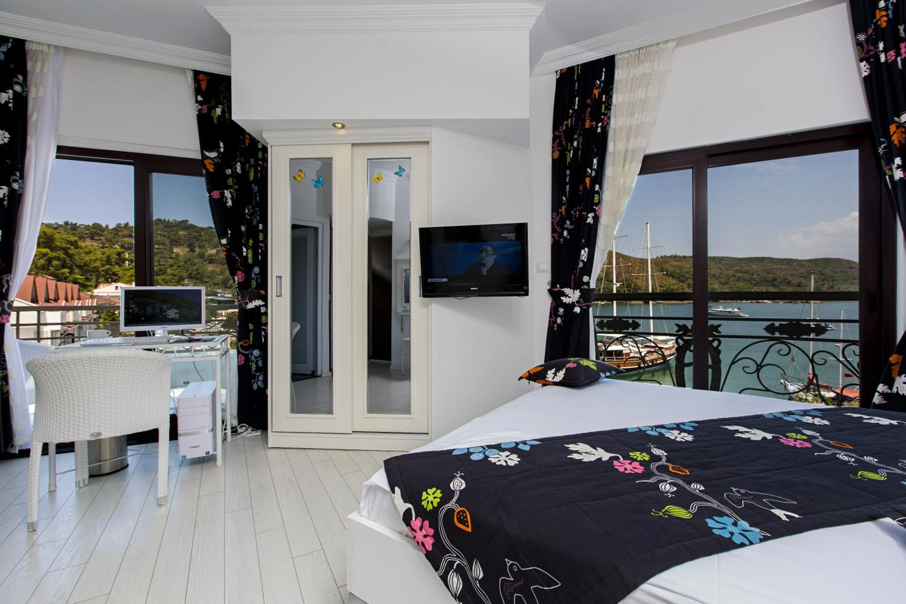 Photo of the whole room, Bed in Ata Park Hotel