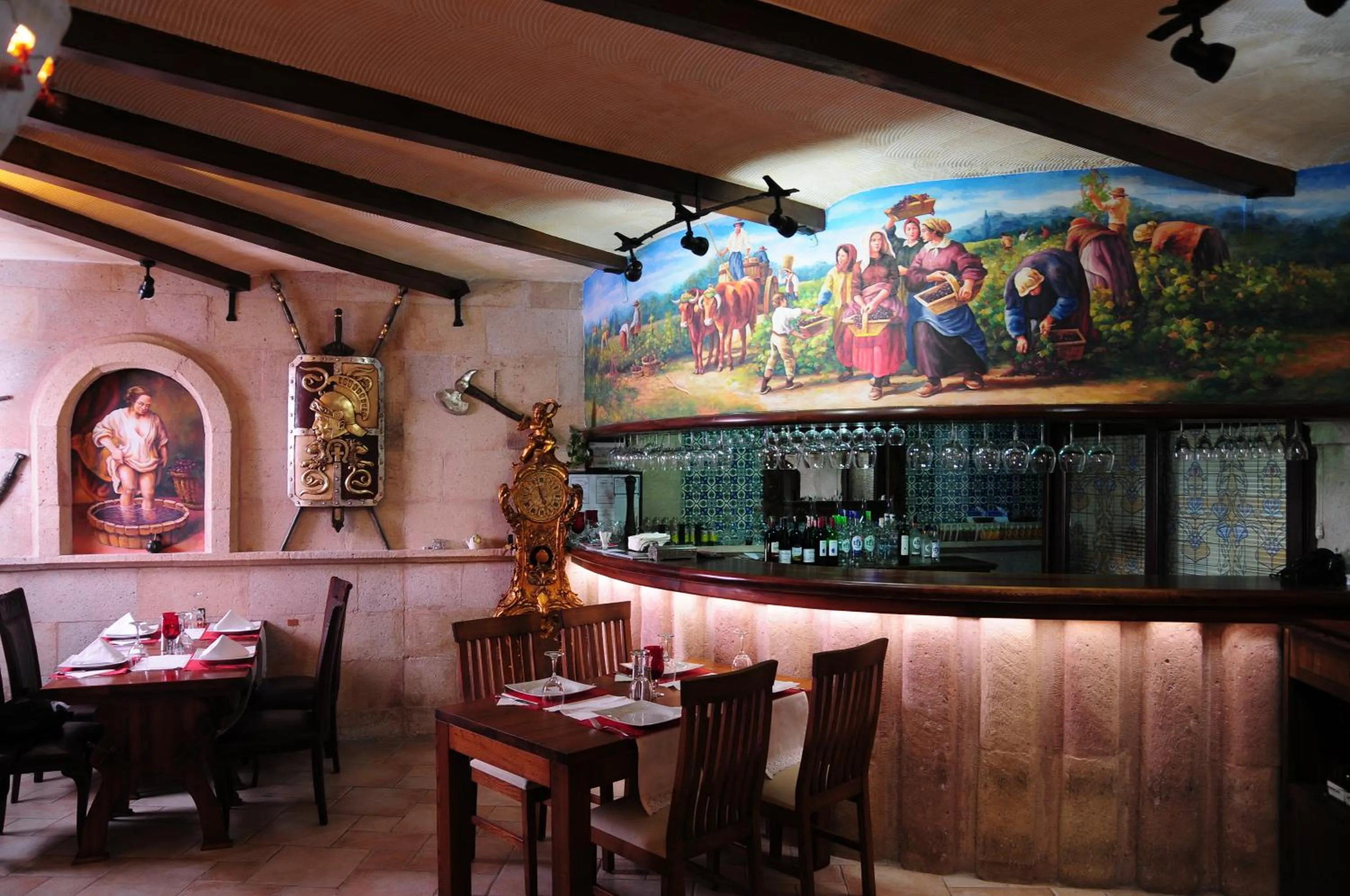 Restaurant/places to eat in Ata Park Hotel