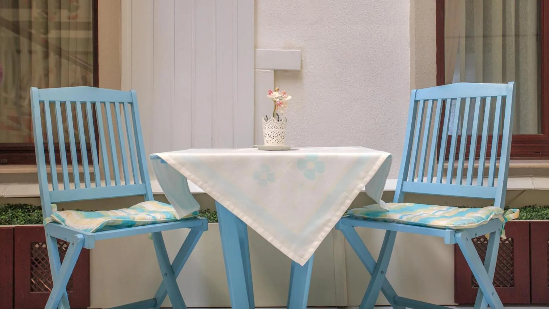 Decorative detail in Ata Park Hotel