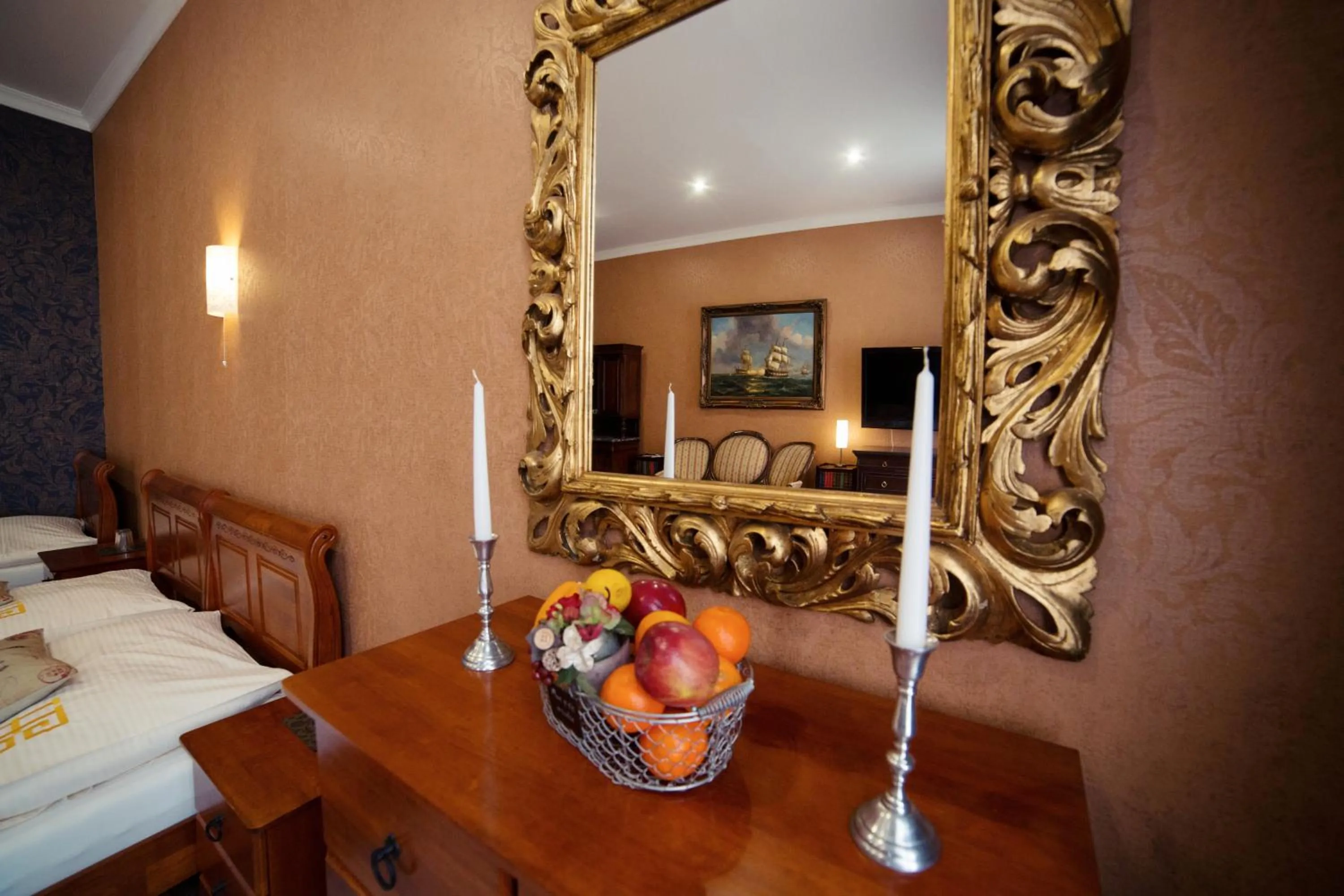 Decorative detail in Hotel Bristol