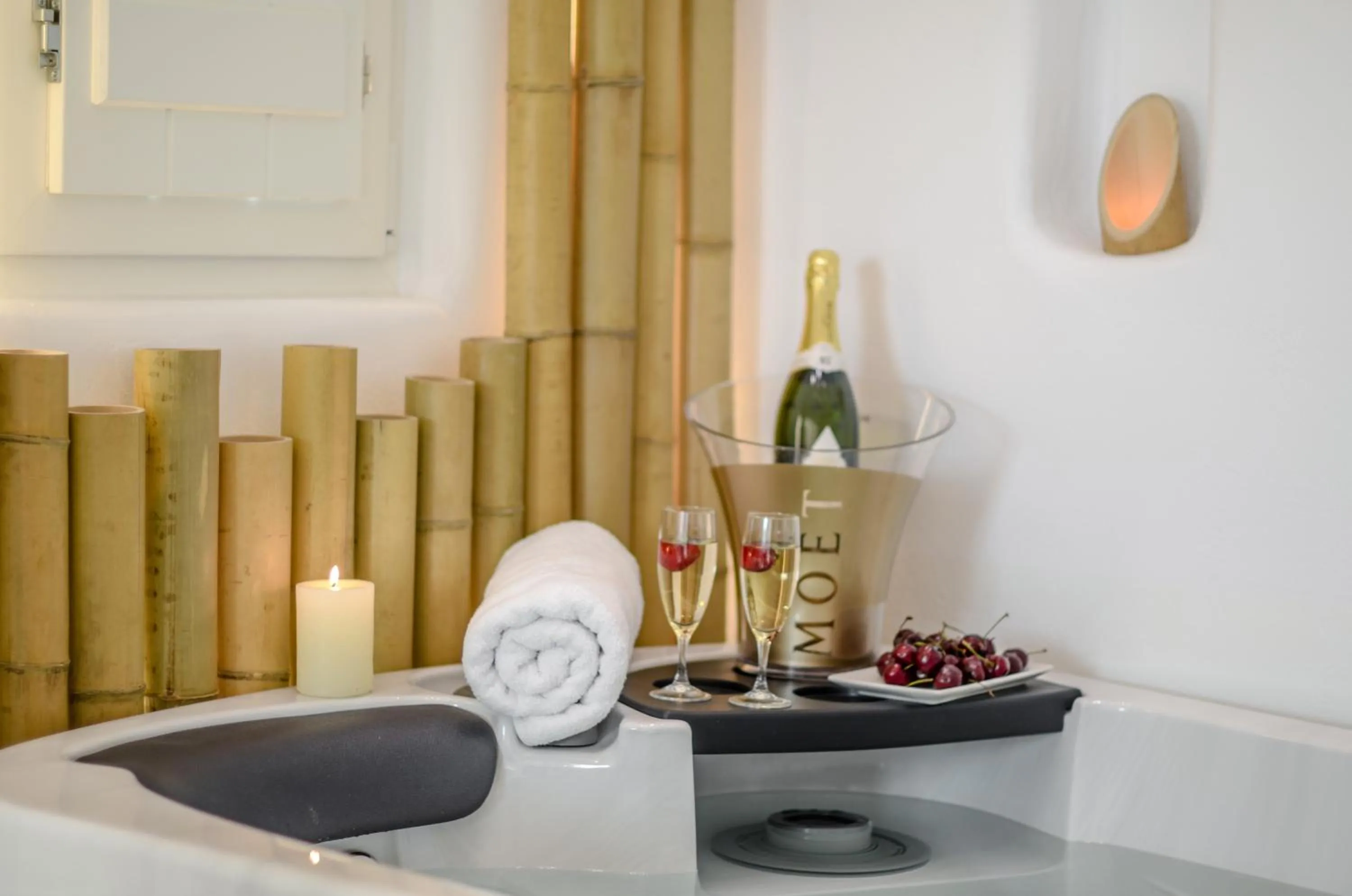 Naxos Island Escape Suites