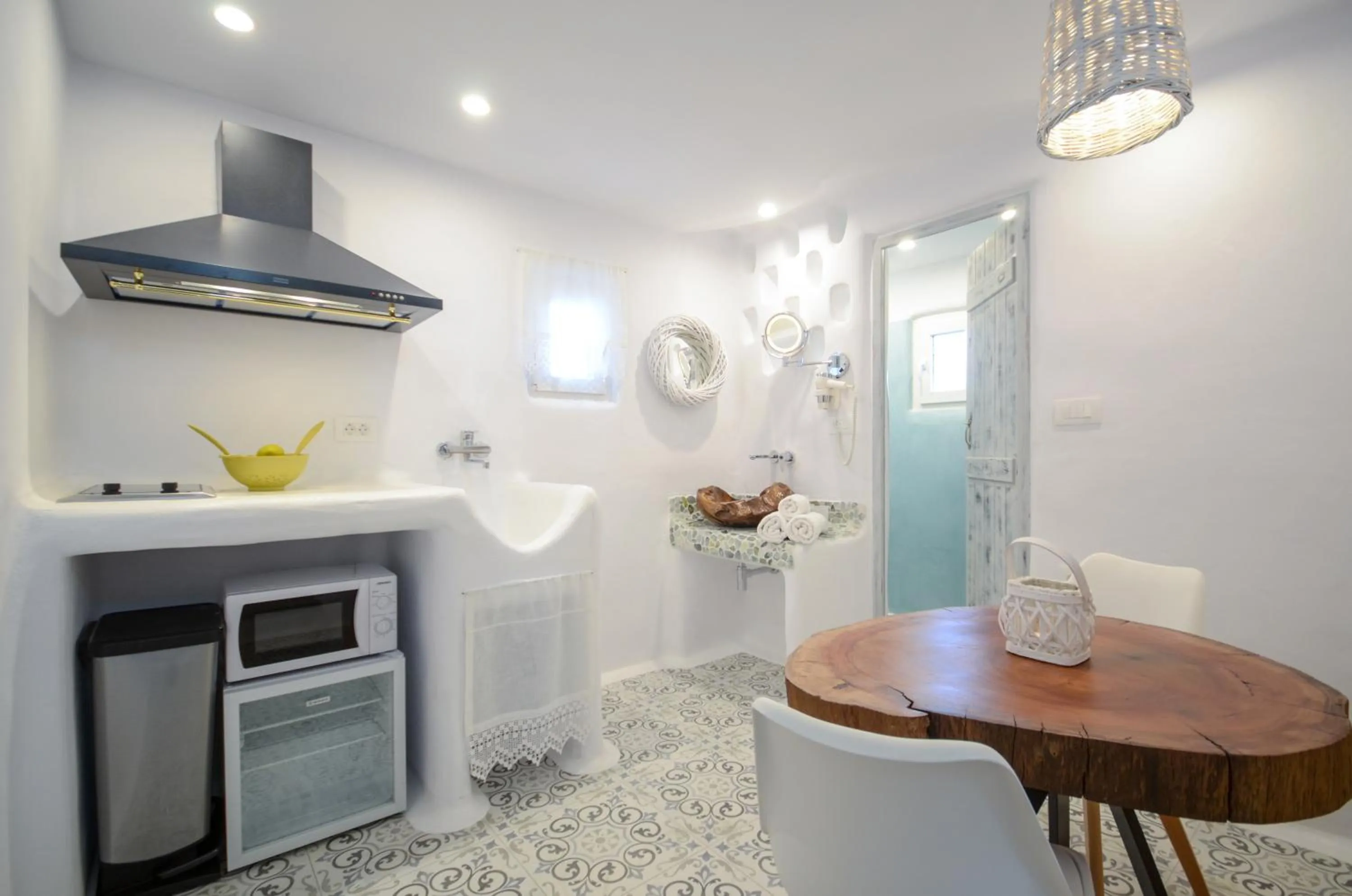 Property building in Naxos Island Escape Suites