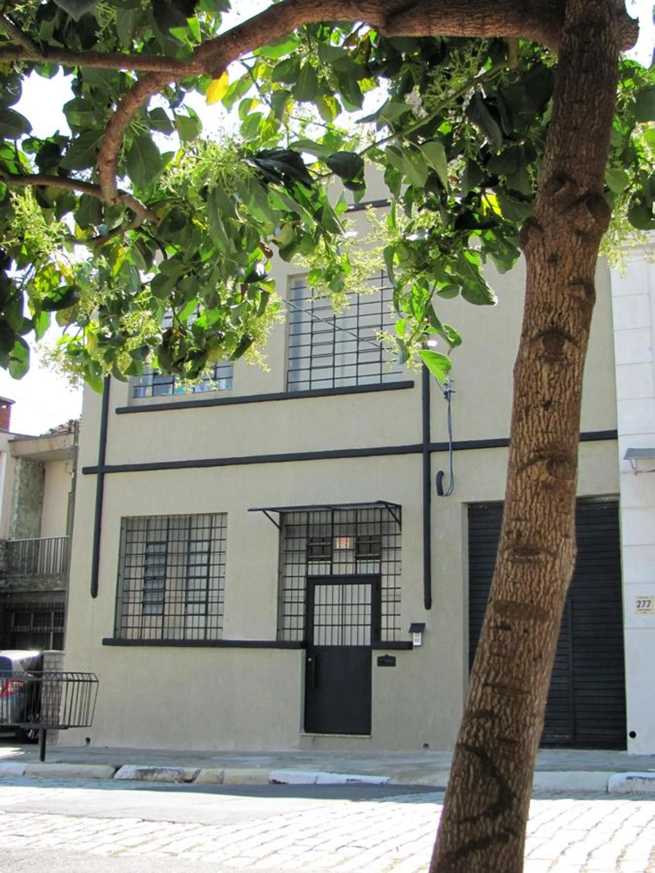 Property building in BH Studios Hotel Brás