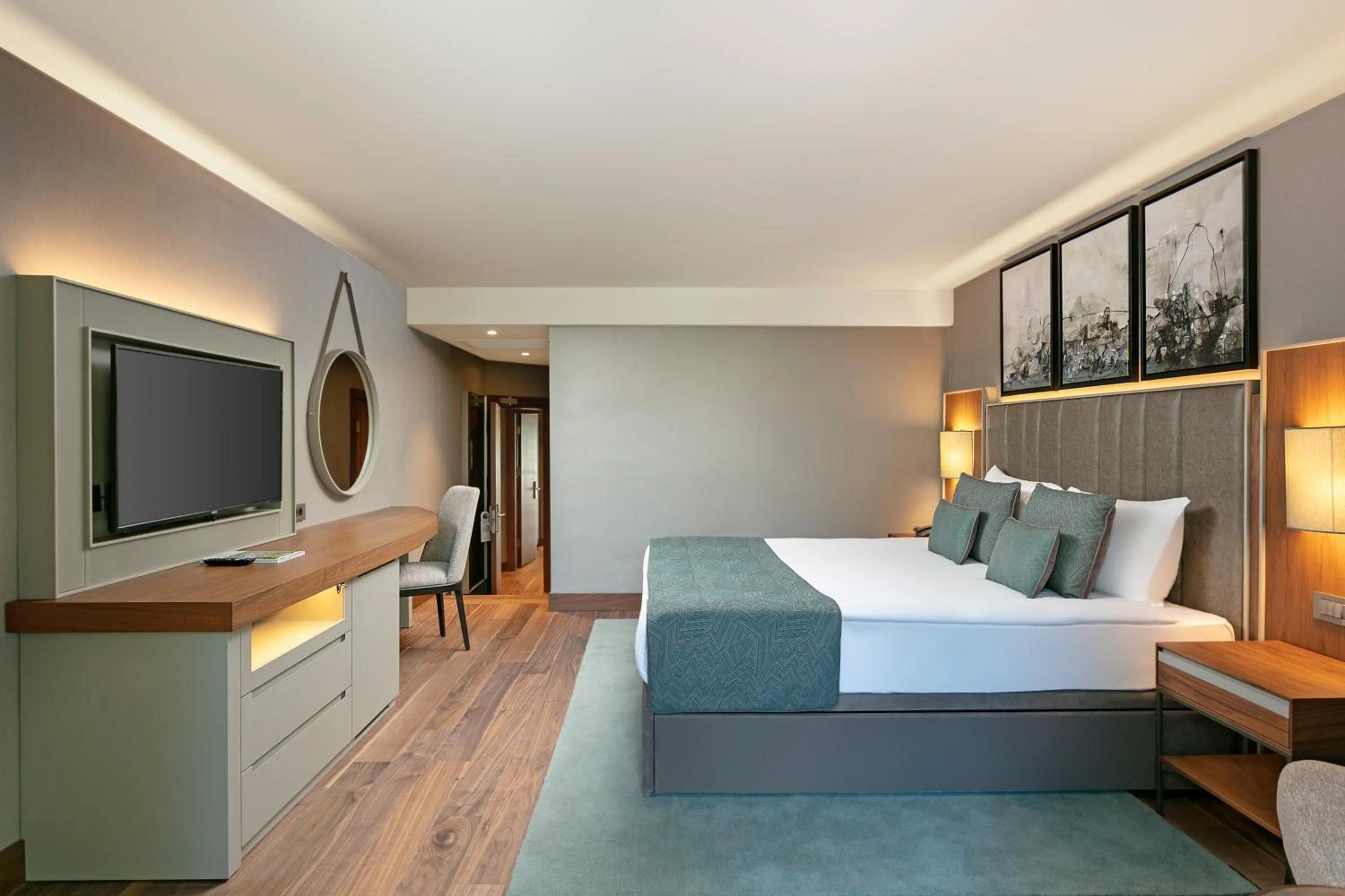 Bedroom, Bed in Rixos Sungate - The Land of Legends Access
