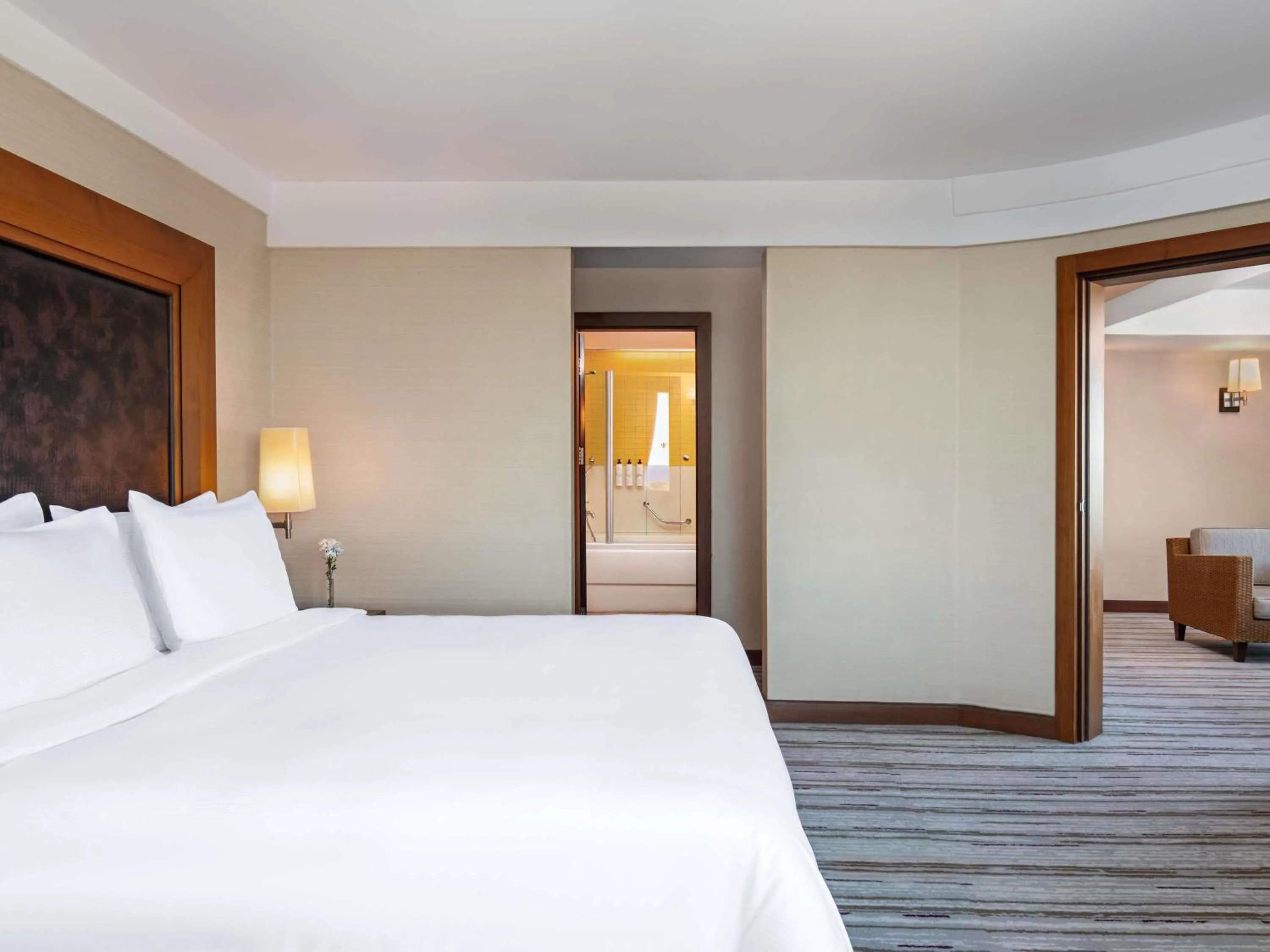 Bedroom, Bed in Rixos Sungate - The Land of Legends Access