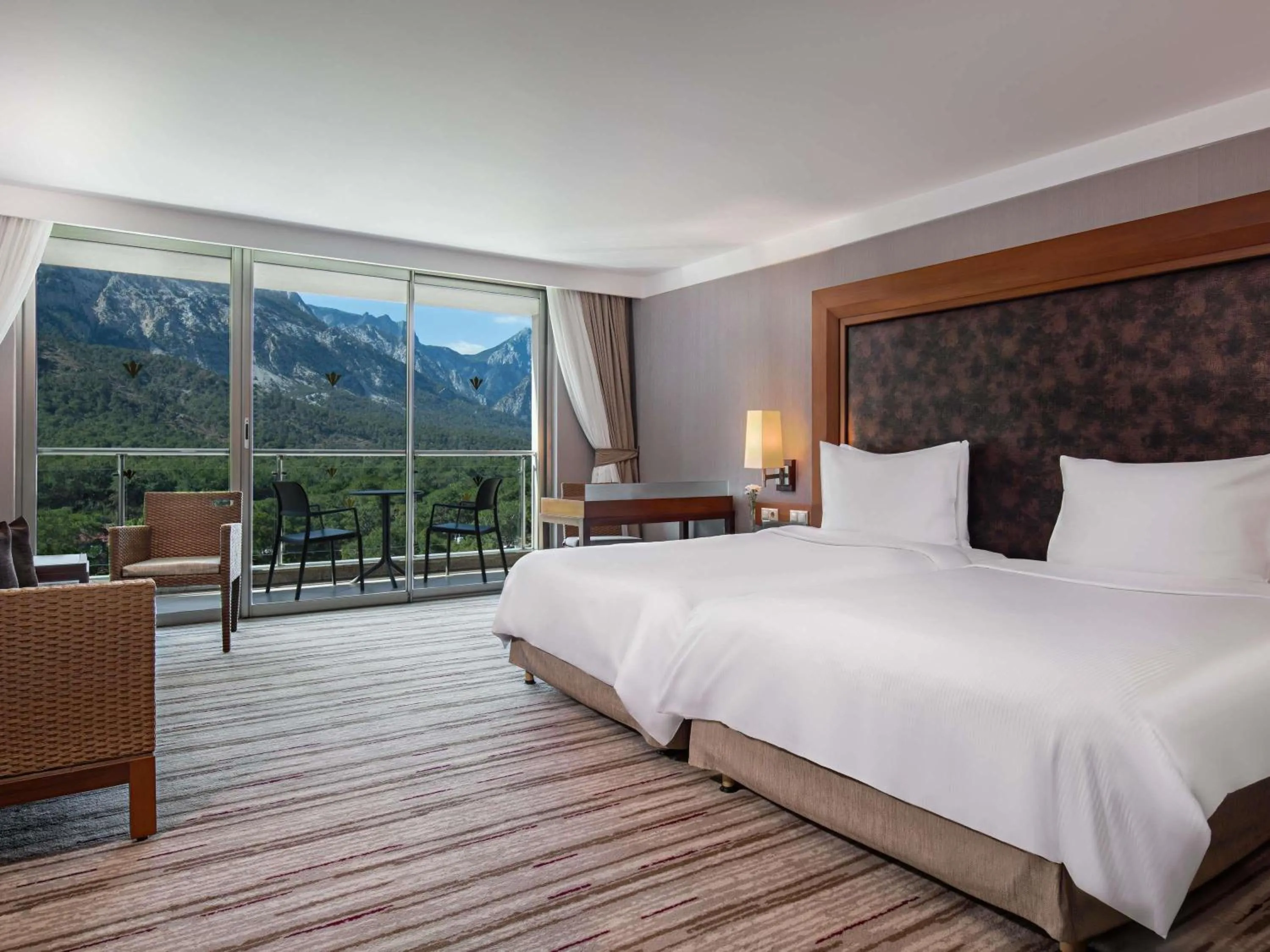 Bedroom, Bed in Rixos Sungate - The Land of Legends Access