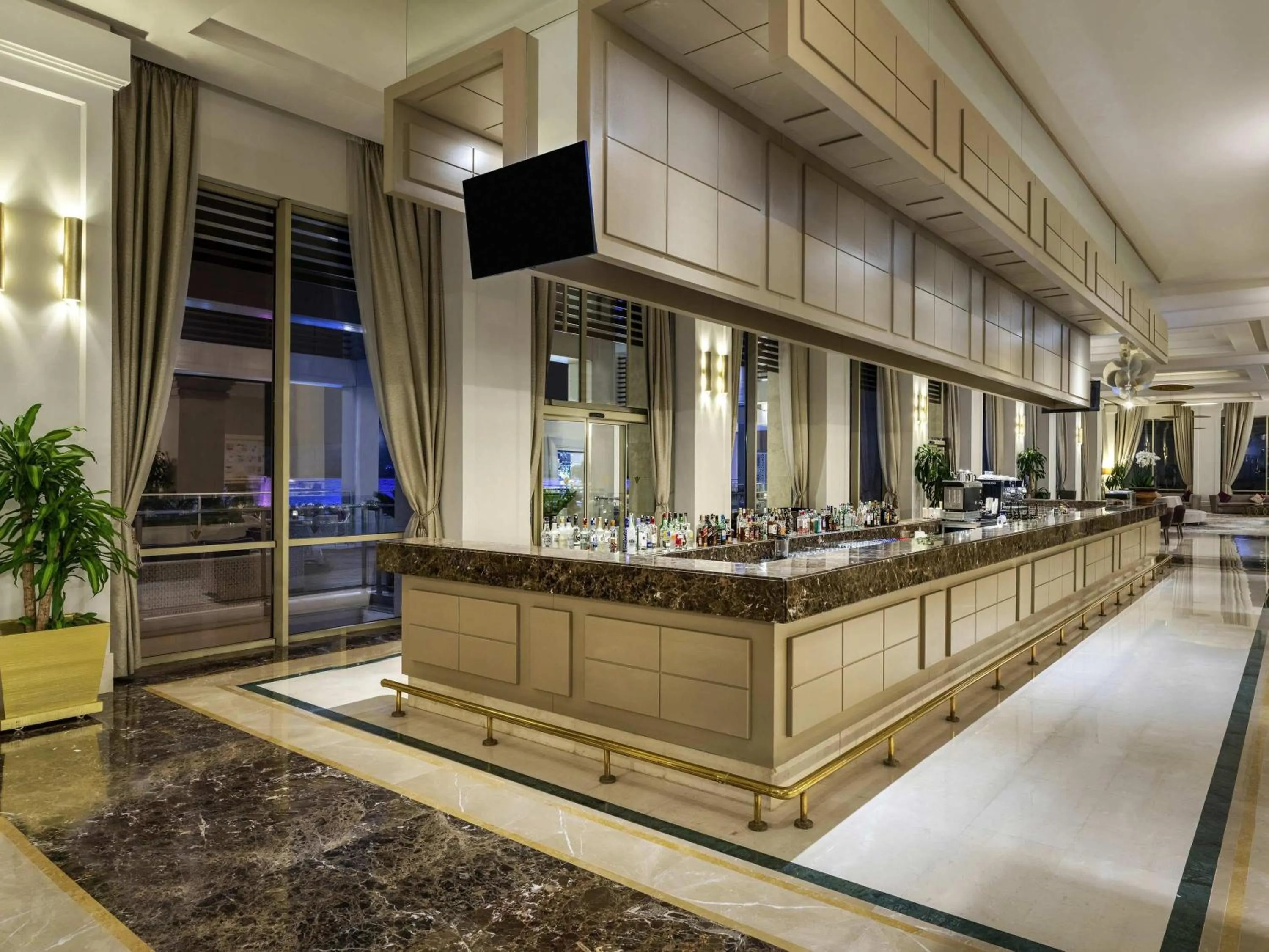 Lounge or bar in Rixos Premium Belek - The Land of Legends Access