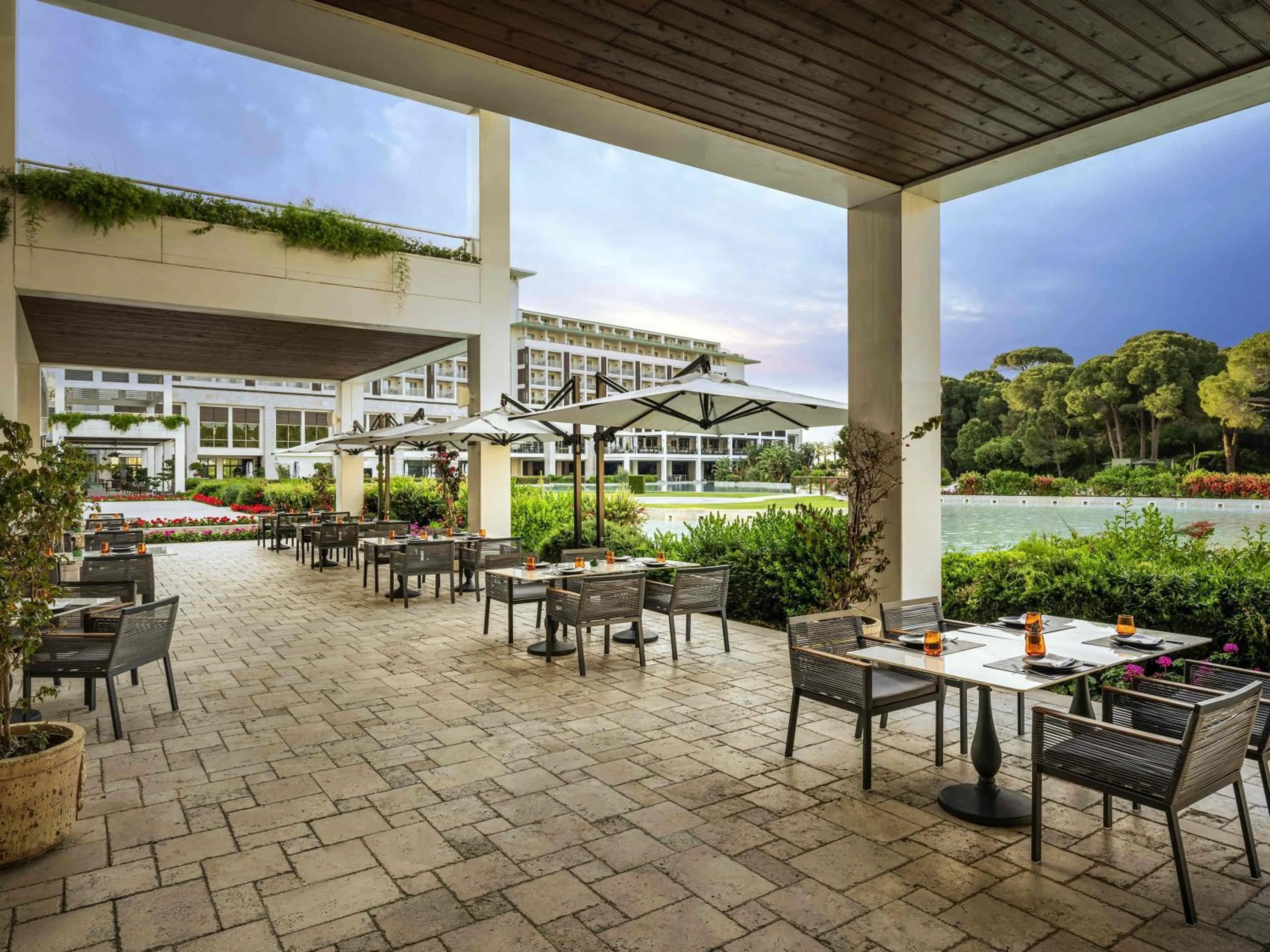 Restaurant/places to eat in Rixos Premium Belek - The Land of Legends Access