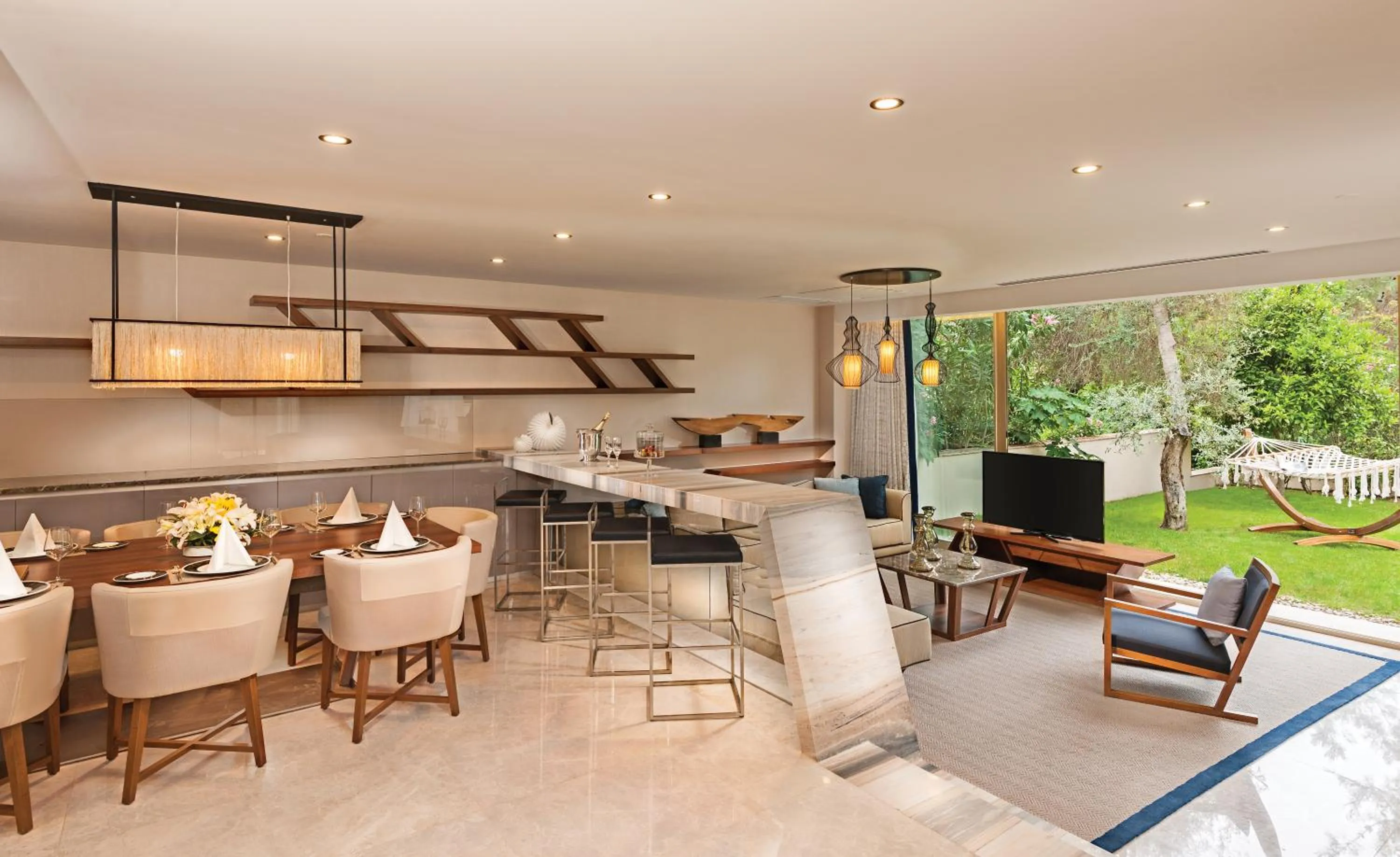 Communal lounge/ TV room in Rixos Premium Belek - The Land of Legends Access