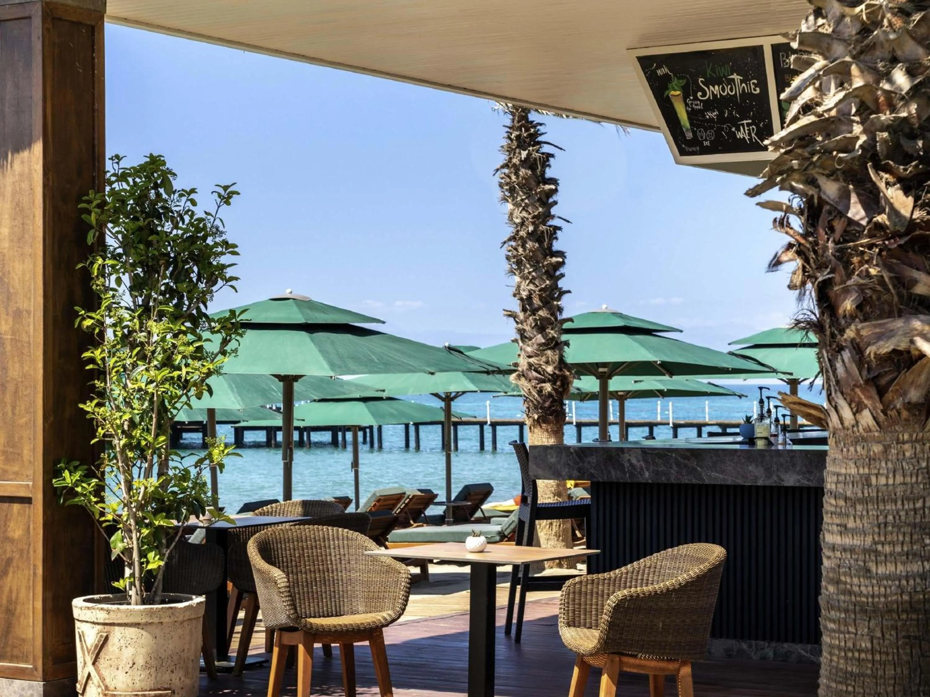 Lounge or bar in Rixos Premium Belek - The Land of Legends Access