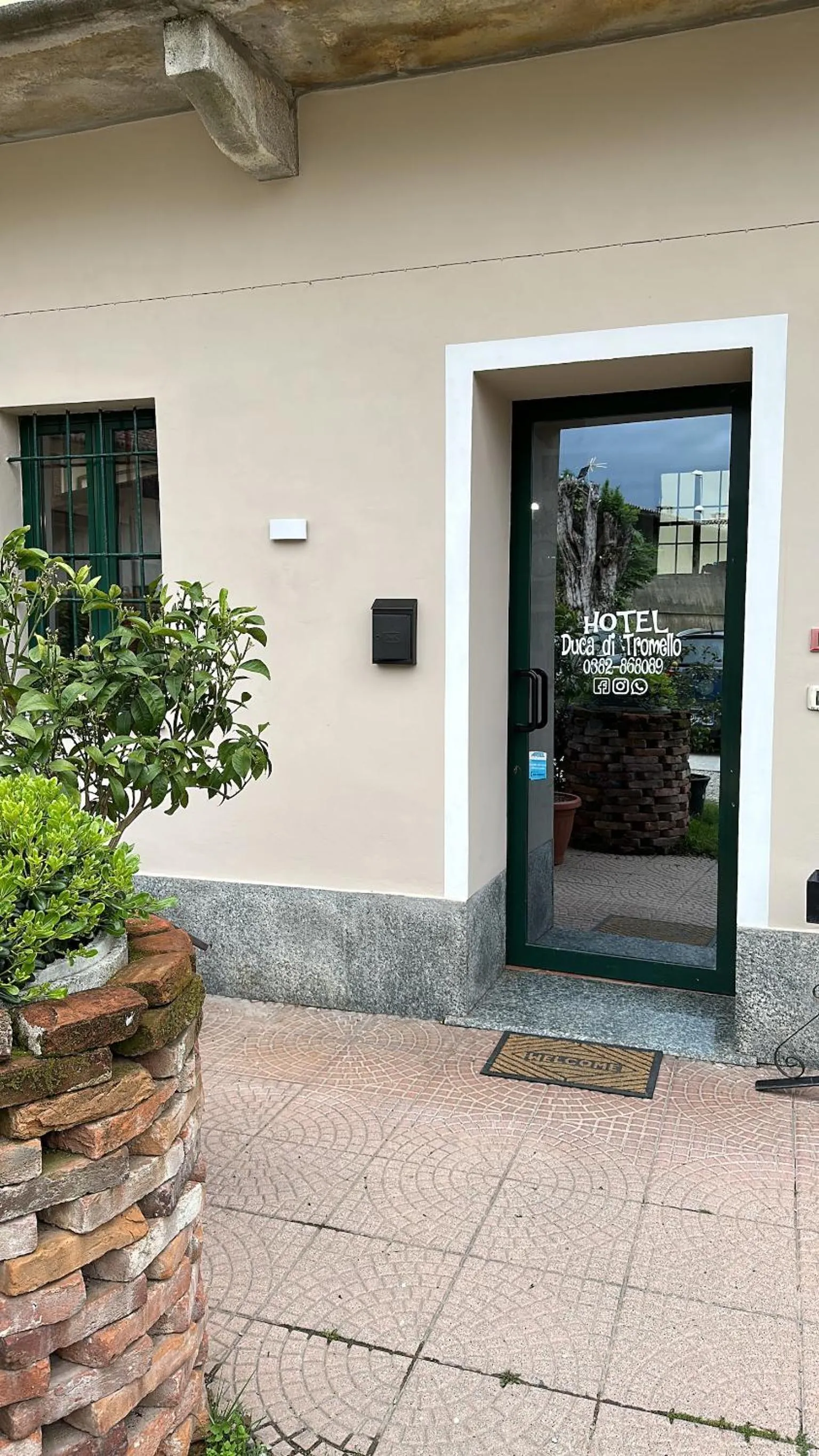 Breakfast in Hotel Duca di Tromello