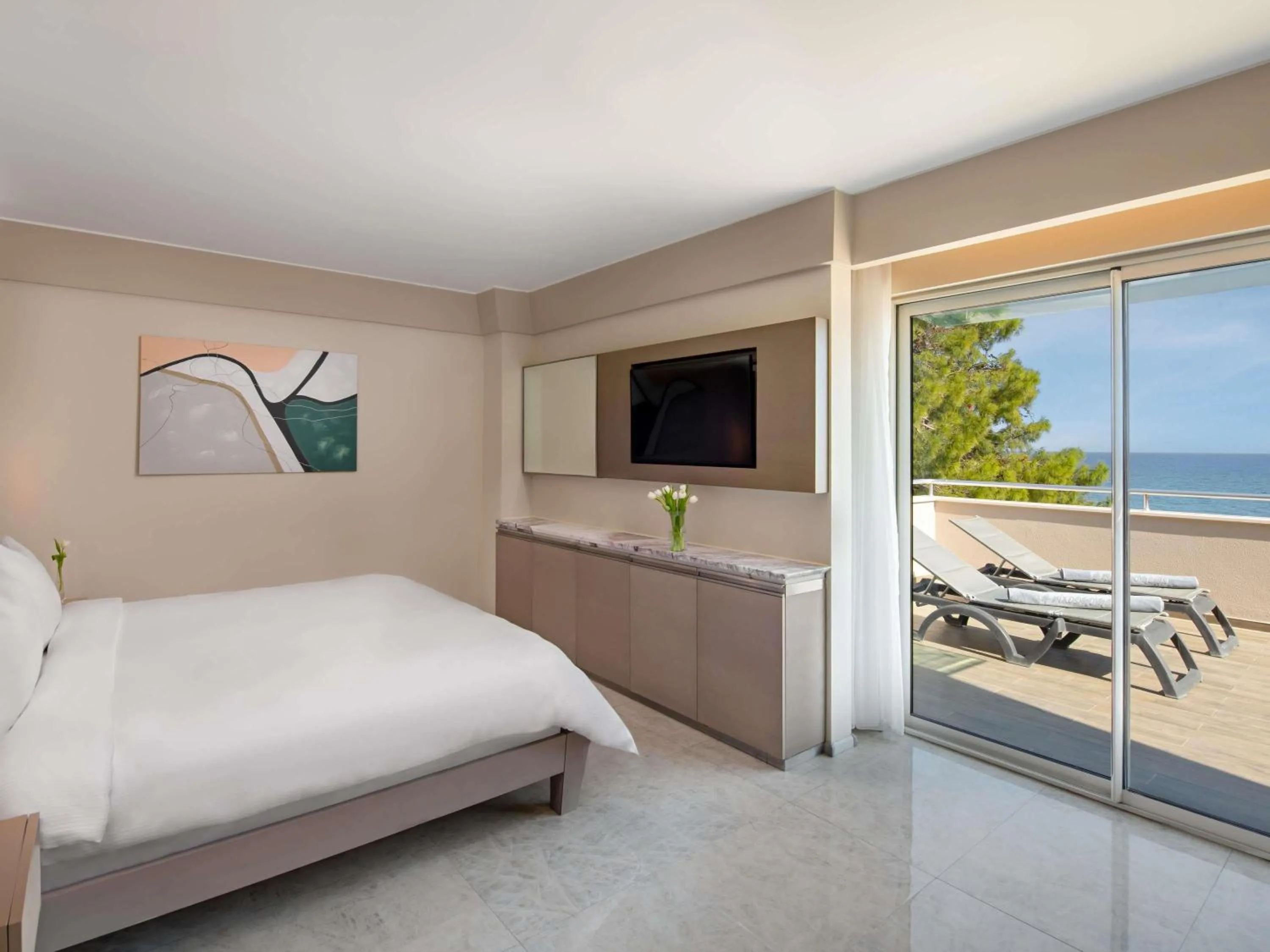 Bedroom, Bed in Rixos Premium Tekirova - The Land of Legends Access