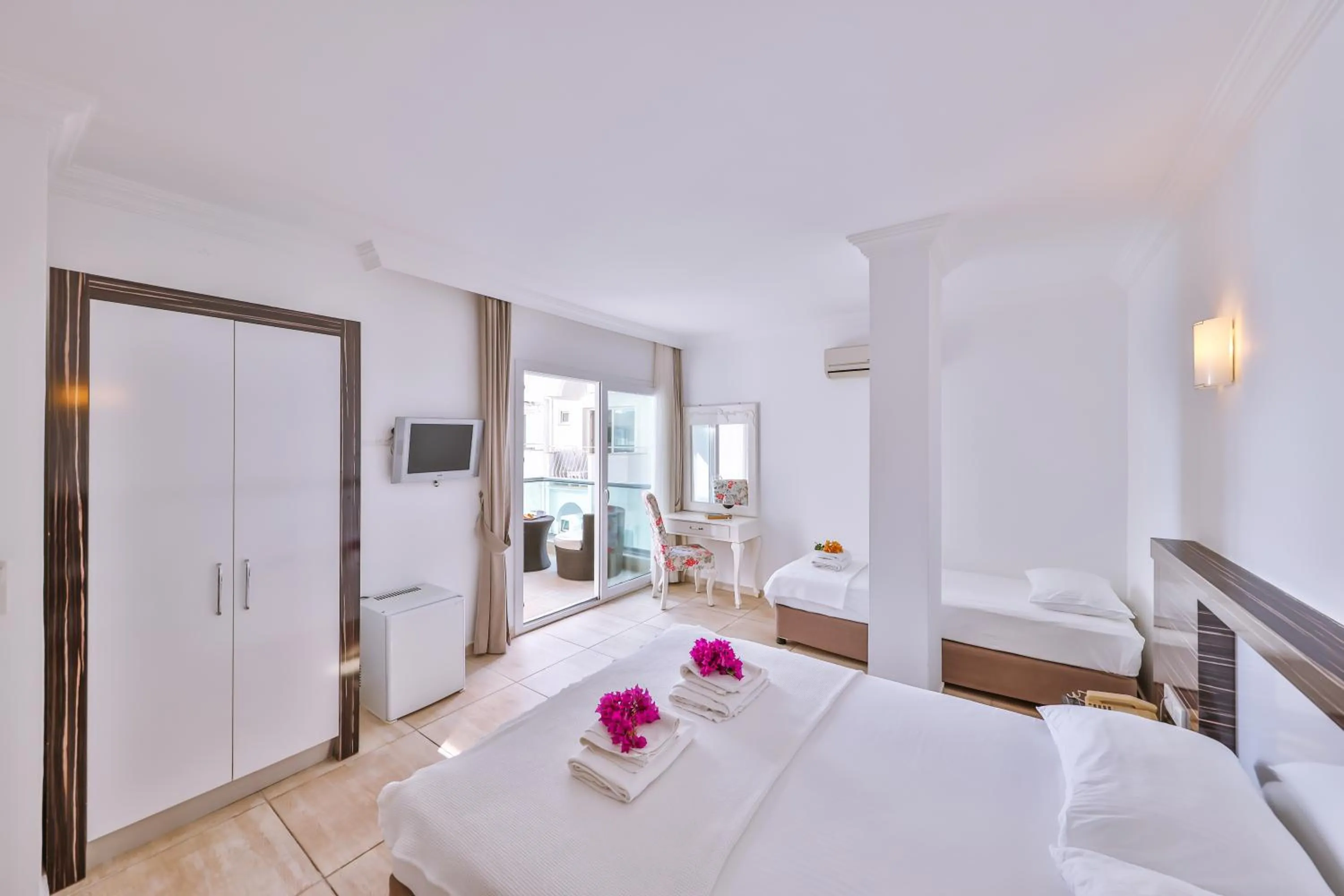 Photo of the whole room in Belinda Hotel